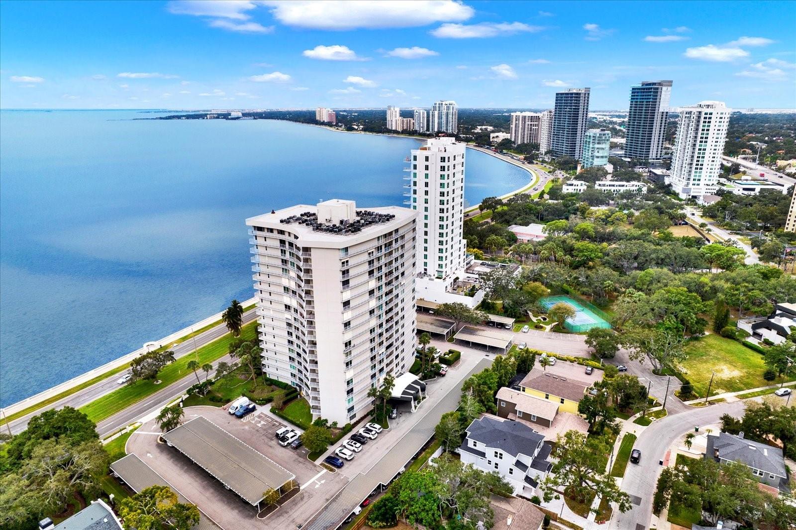 BAYSHORE DIPLOMAT A CONDOMINIU - Residential