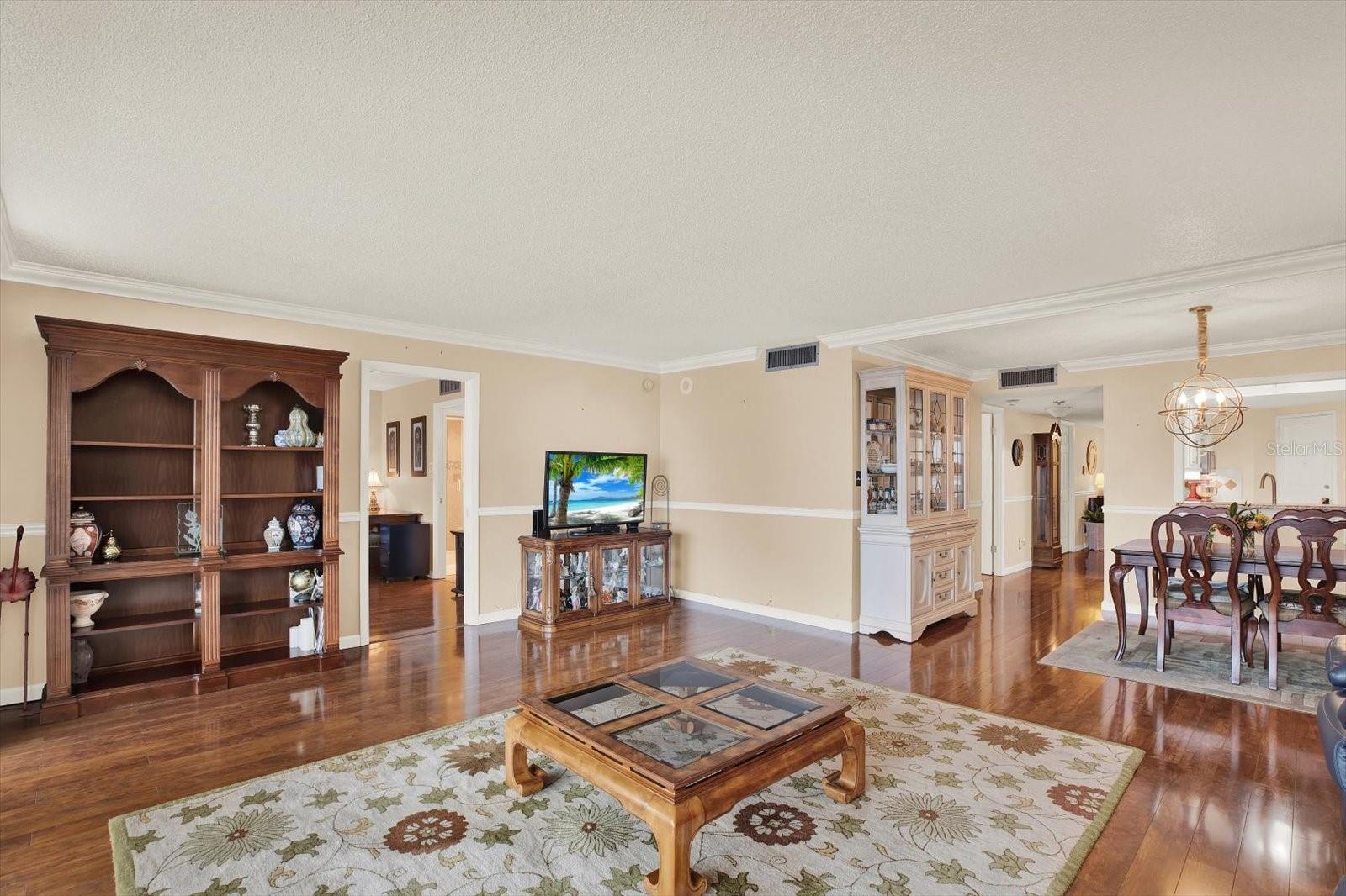 BAYSHORE DIPLOMAT A CONDOMINIU - Residential