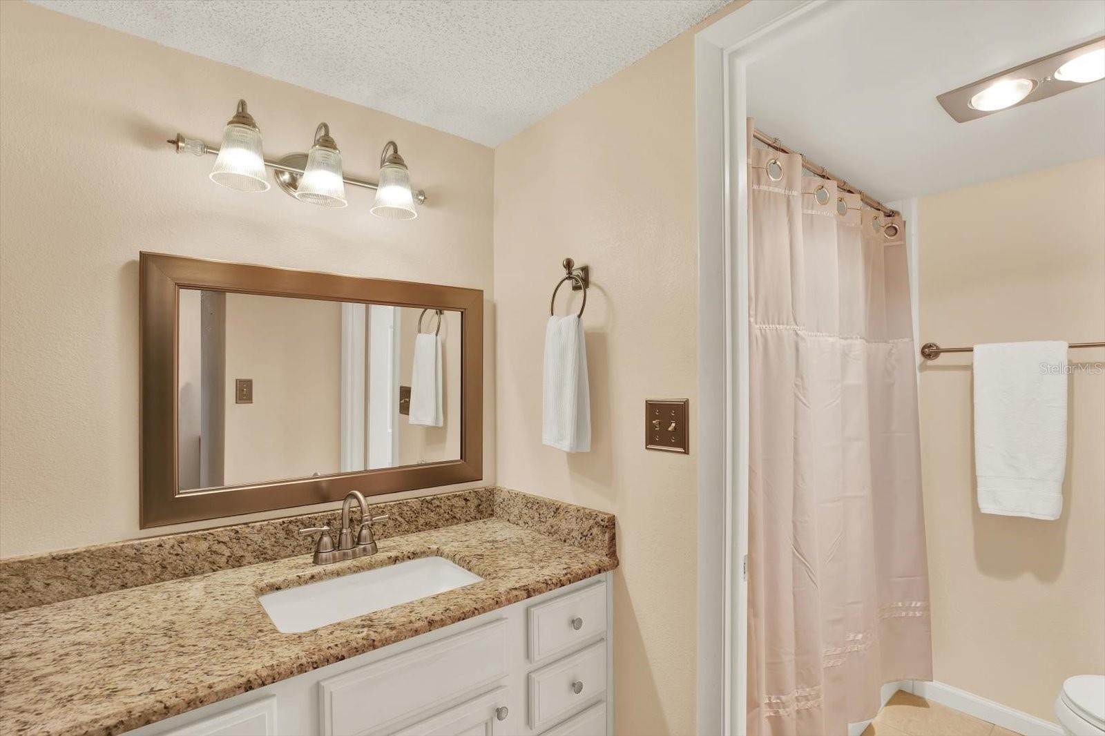 BAYSHORE DIPLOMAT A CONDOMINIU - Residential