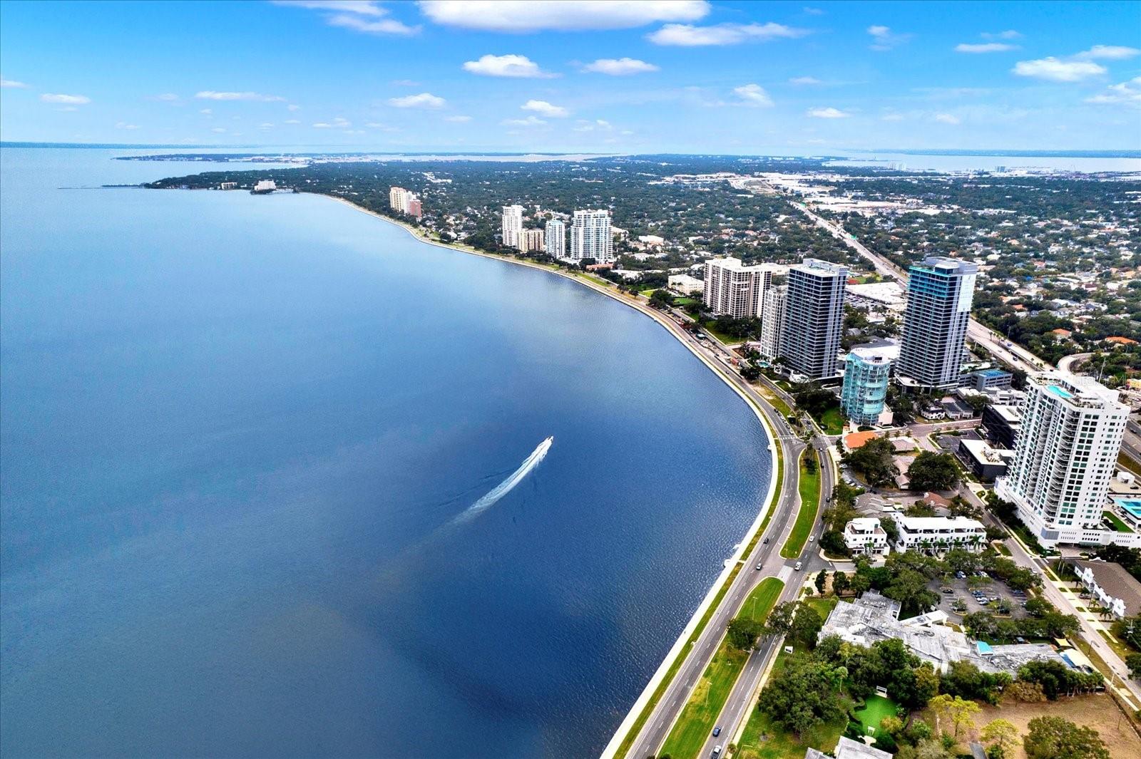 BAYSHORE DIPLOMAT A CONDOMINIU - Residential