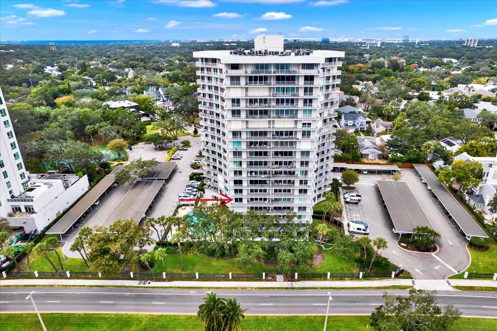 BAYSHORE DIPLOMAT A CONDOMINIU - Residential