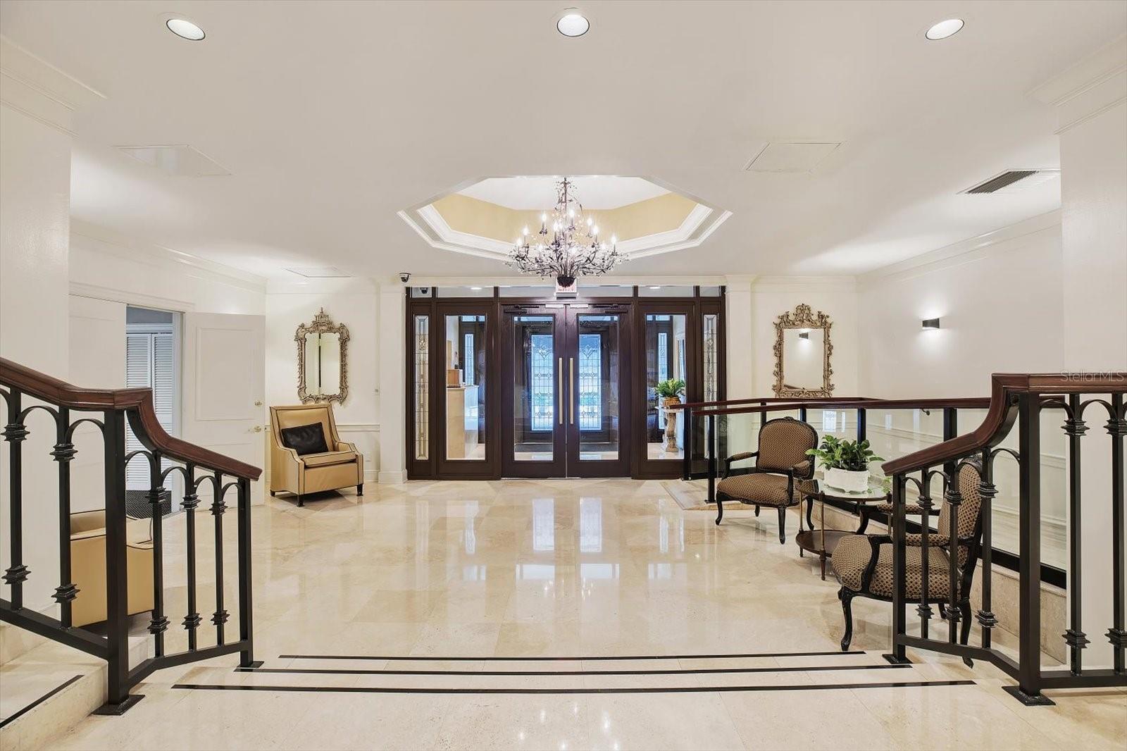 BAYSHORE DIPLOMAT A CONDOMINIU - Residential