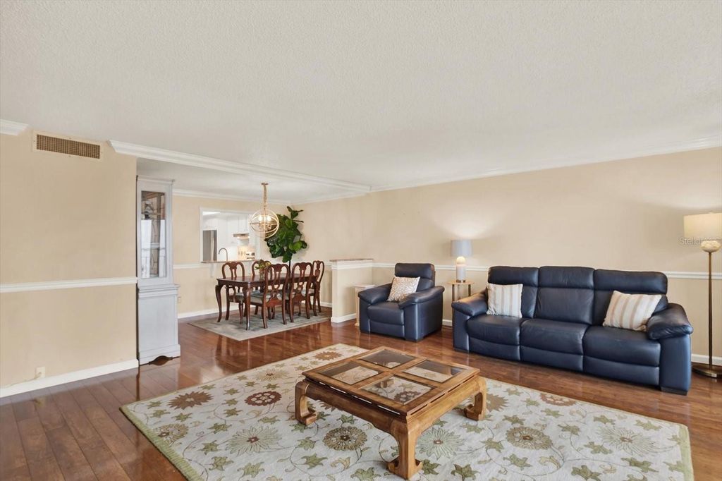 Photo of 2611 Bayshore Boulevard #501, Tampa, FL 33629 (MLS # TB8446069)
