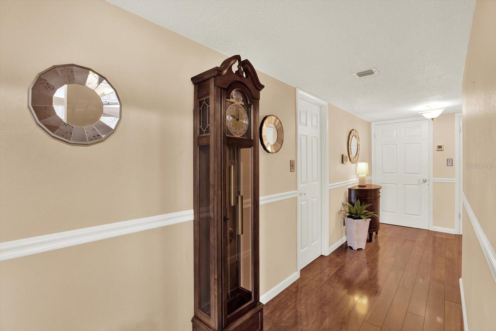 BAYSHORE DIPLOMAT A CONDOMINIU - Residential