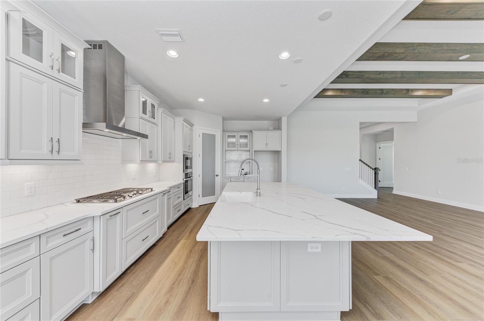 WELLEN PARK - Residential