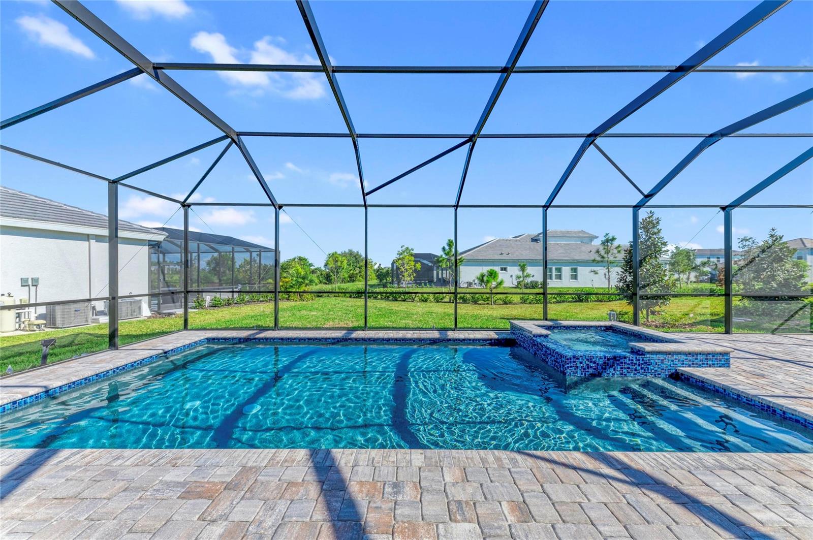 WELLEN PARK - Residential