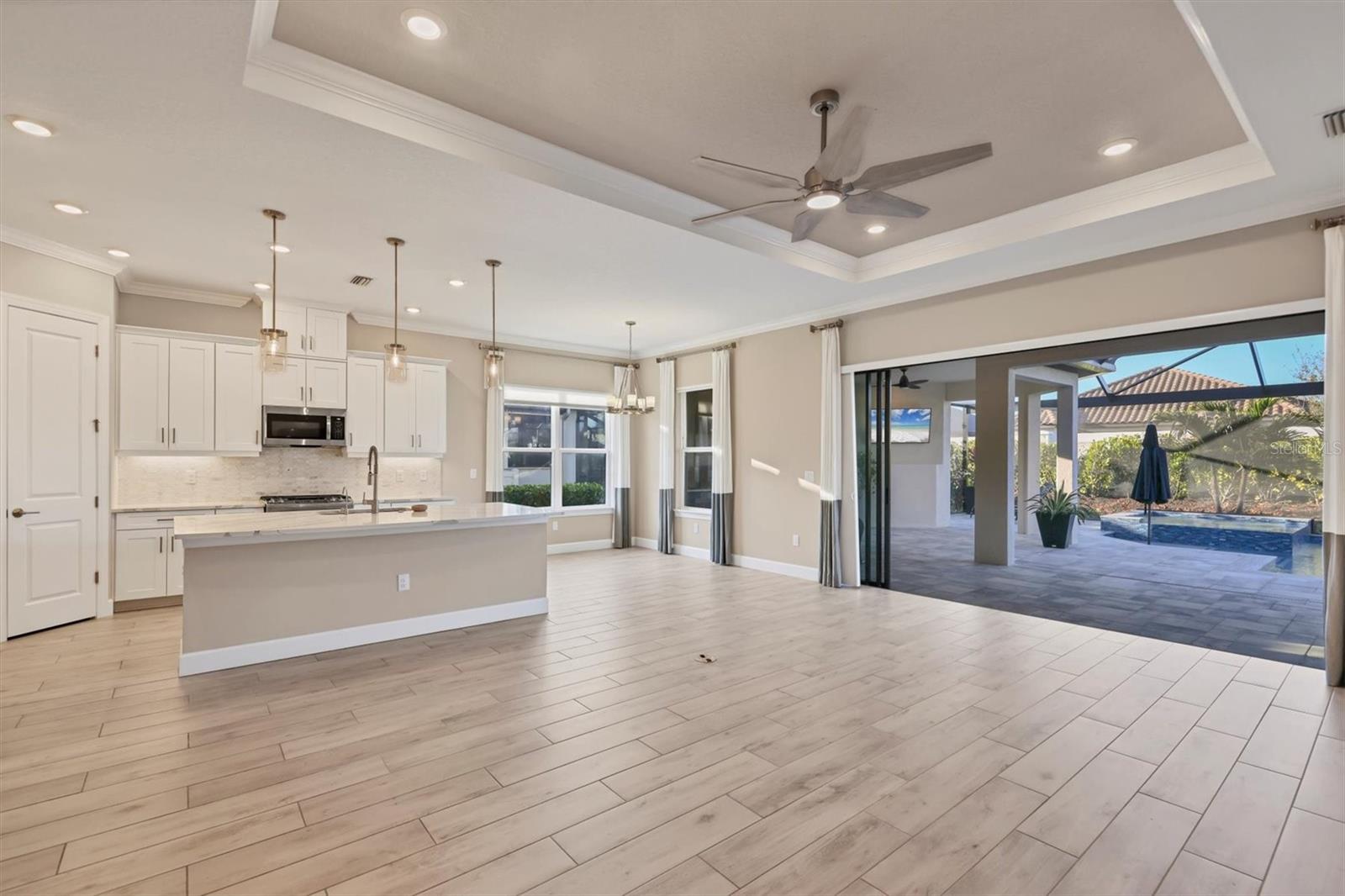 AZARIO ESPLANADE PH IV - Residential Lease