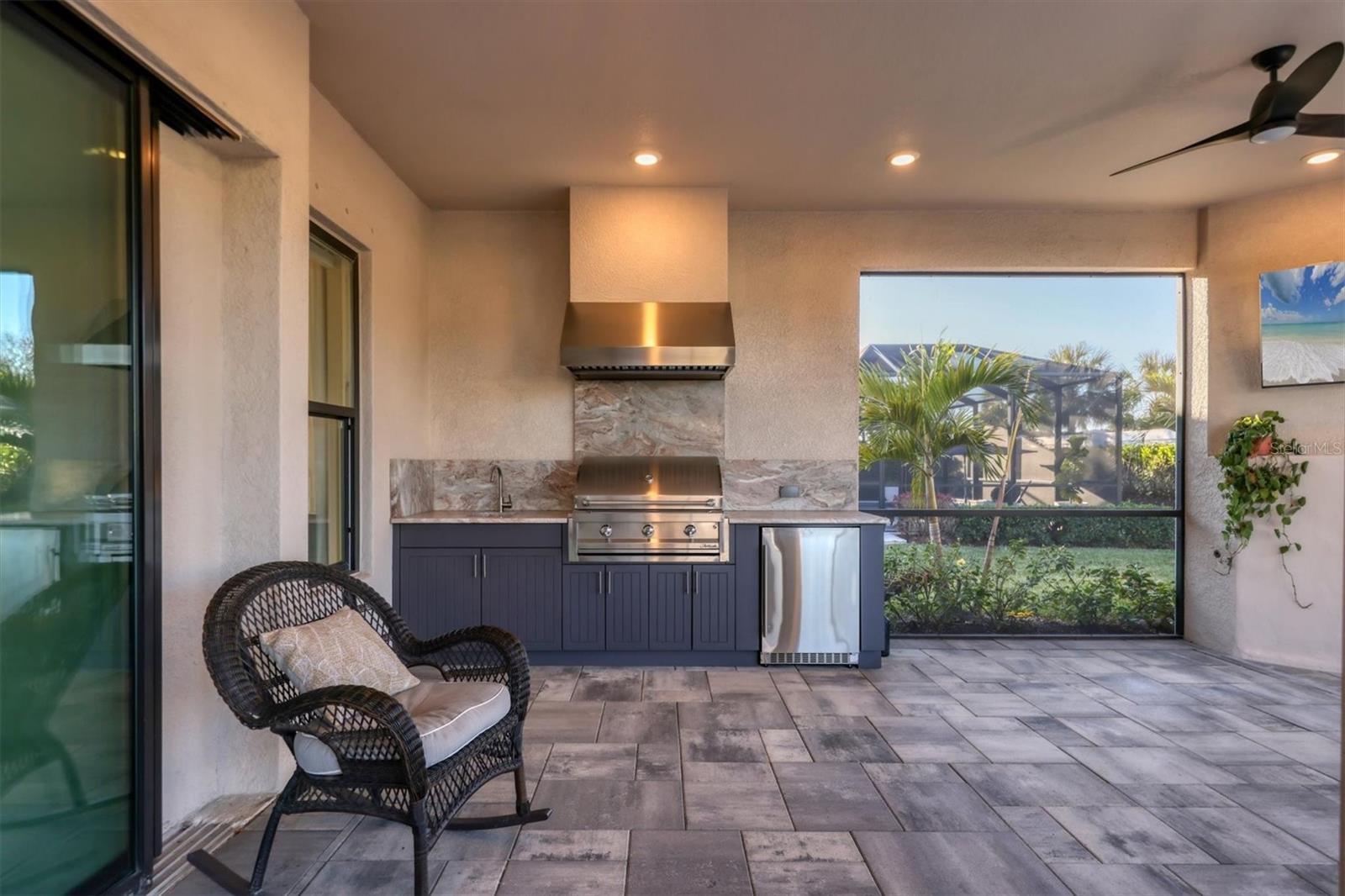 AZARIO ESPLANADE PH IV - Residential Lease