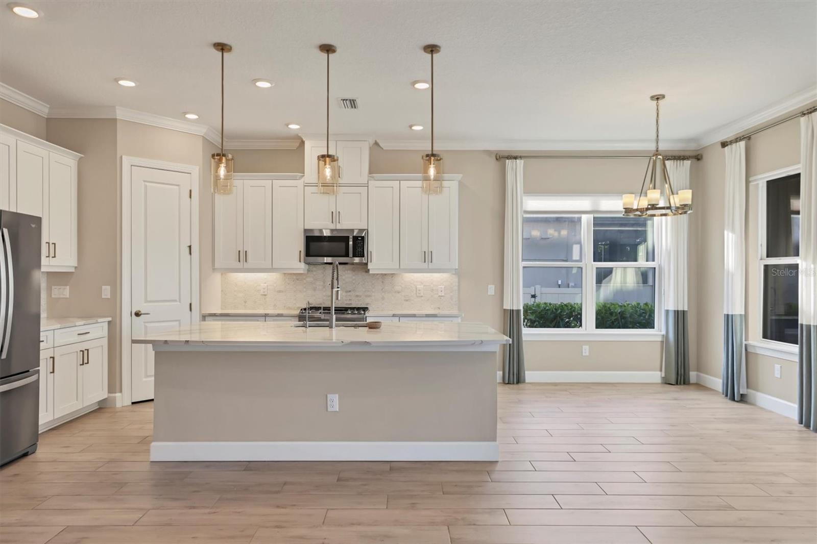 AZARIO ESPLANADE PH IV - Residential Lease