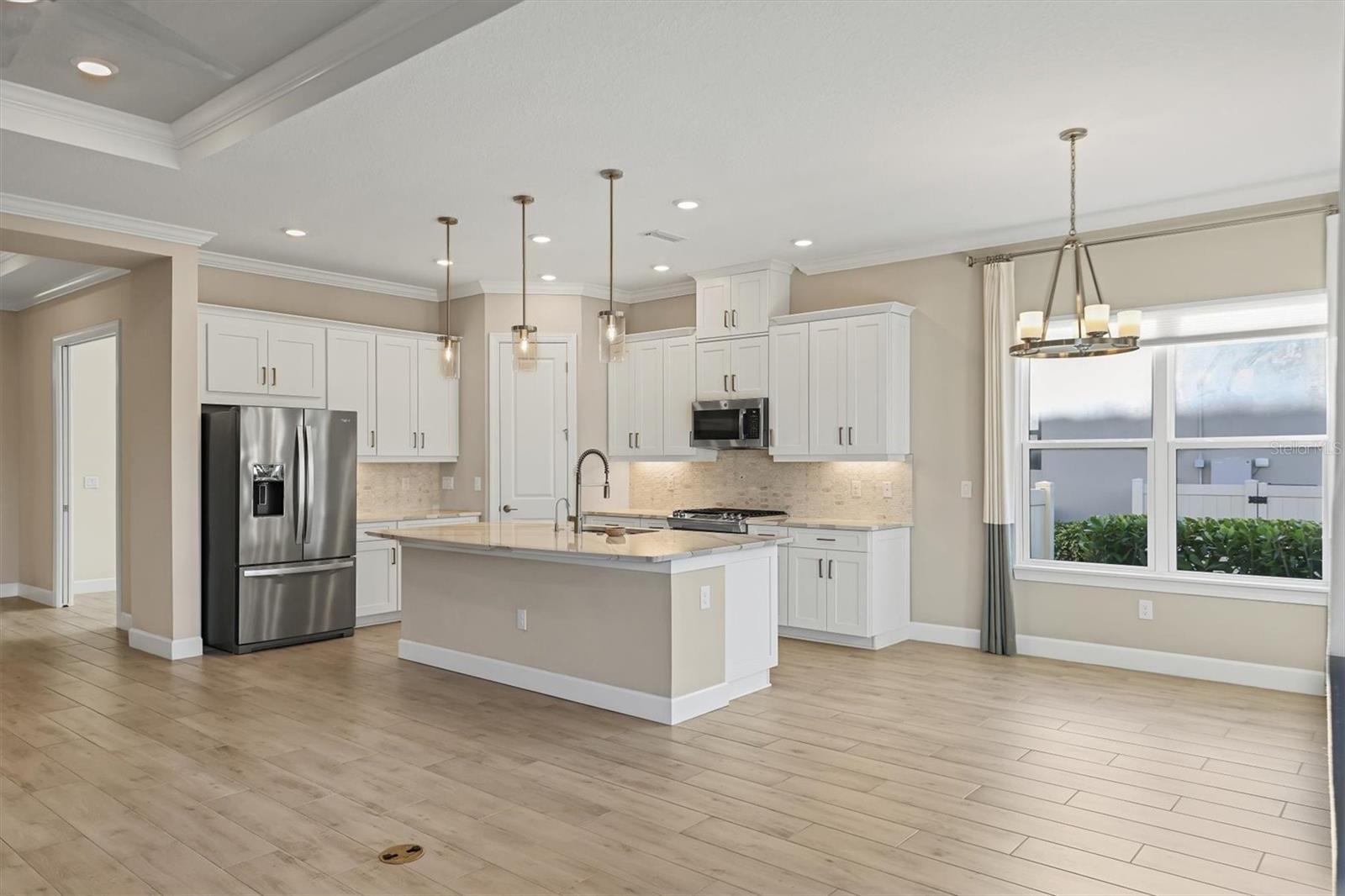 AZARIO ESPLANADE PH IV - Residential Lease