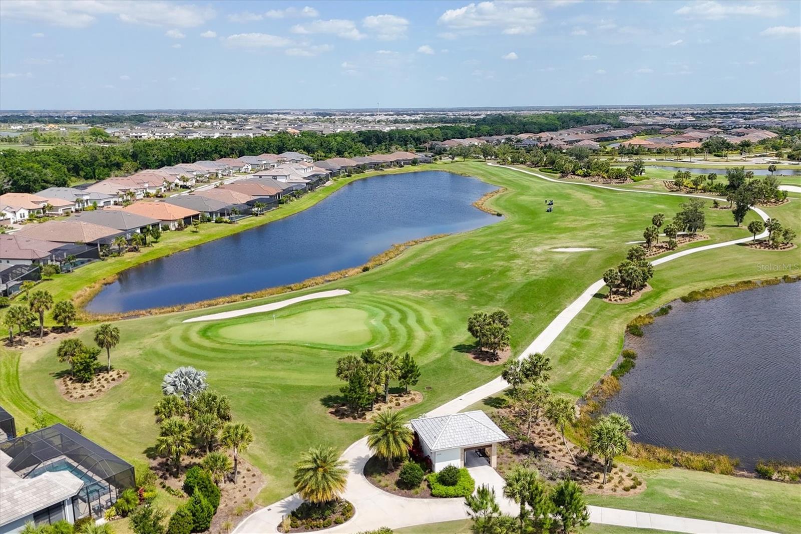 AZARIO ESPLANADE PH IV - Residential Lease