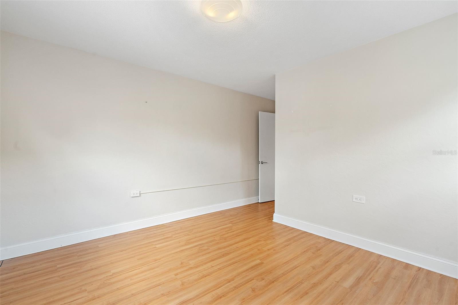 PORACHS ADD 3 - Residential Lease