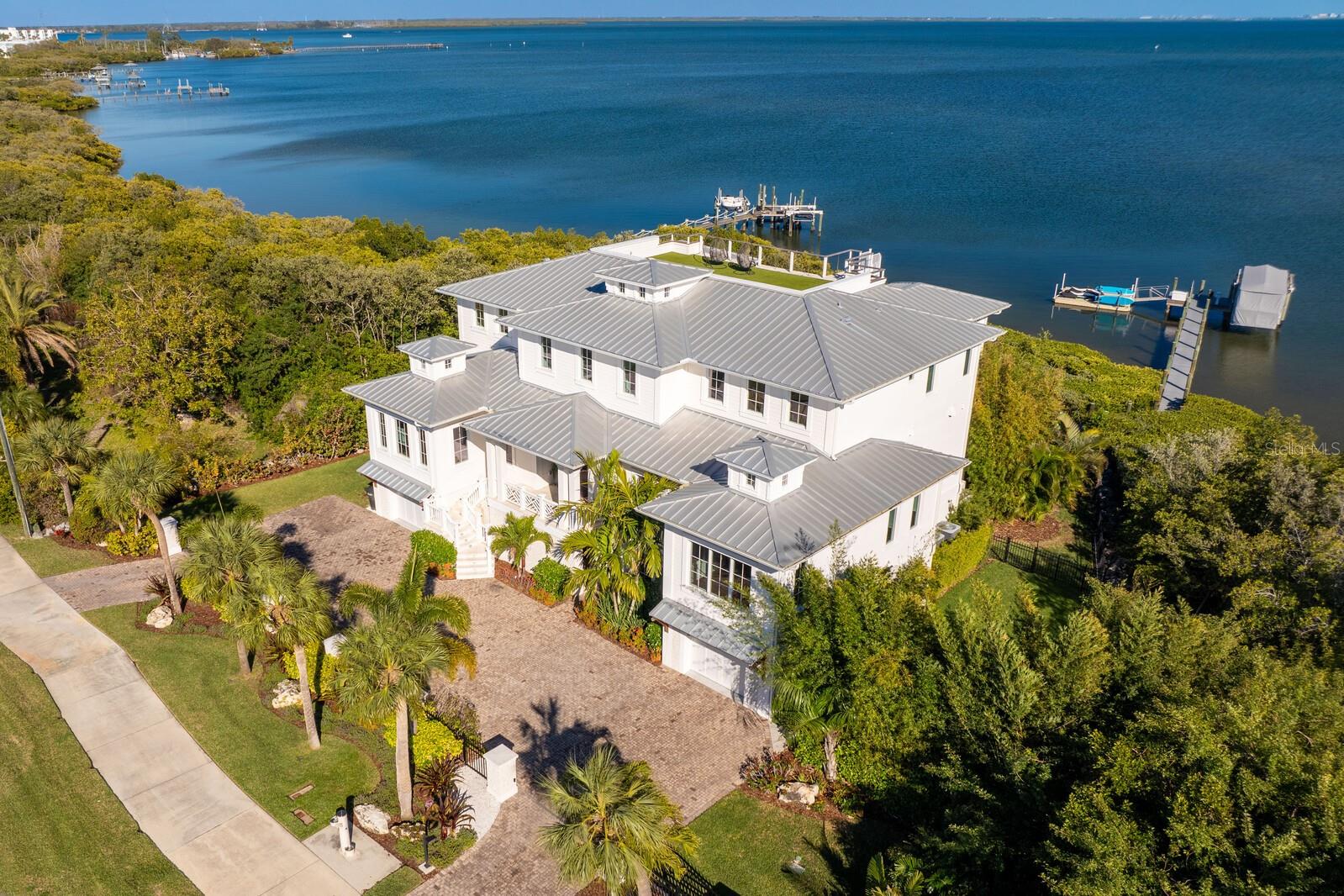 ACREAGE - Residential