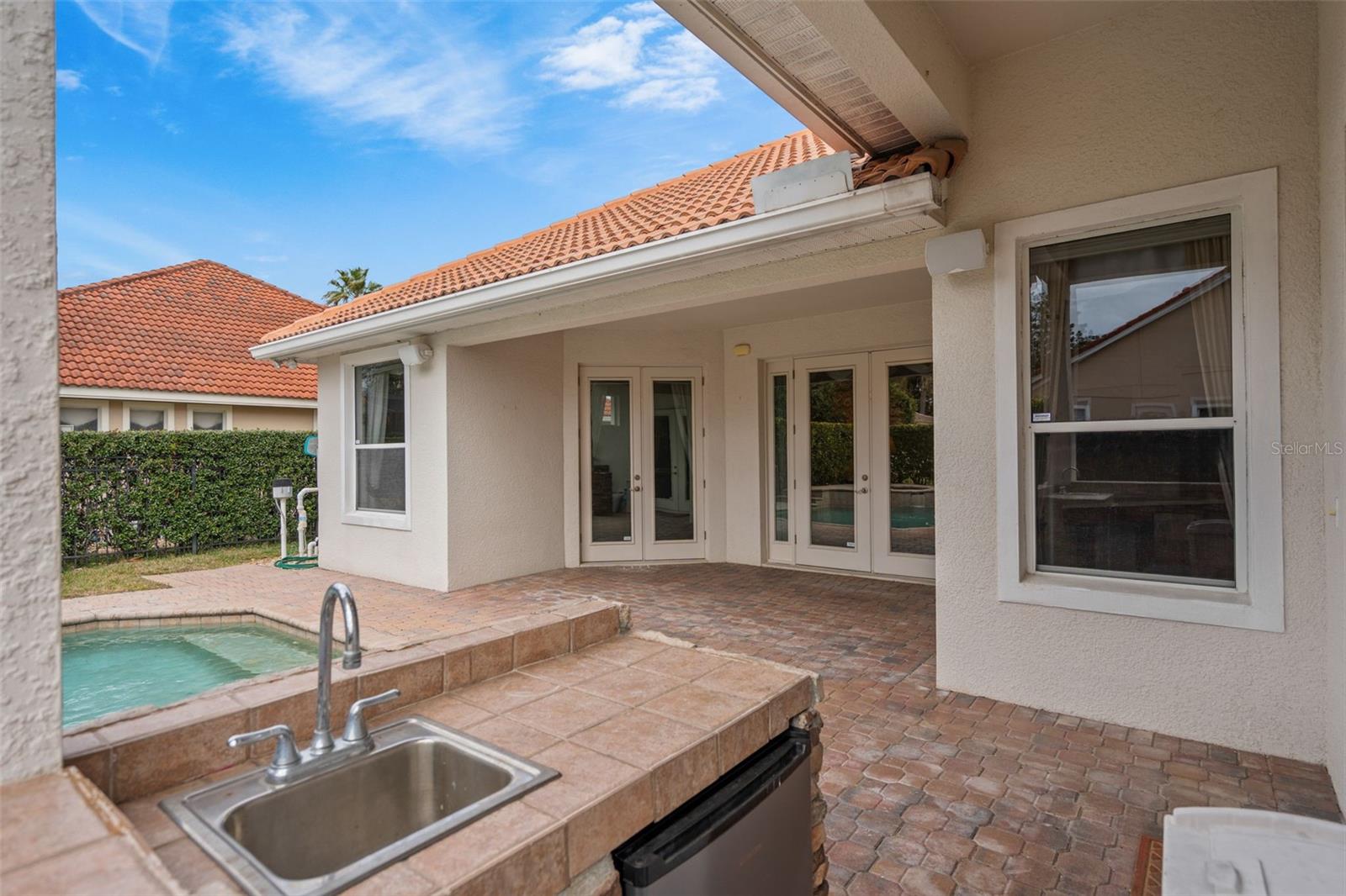 HIDDEN COVE - Residential