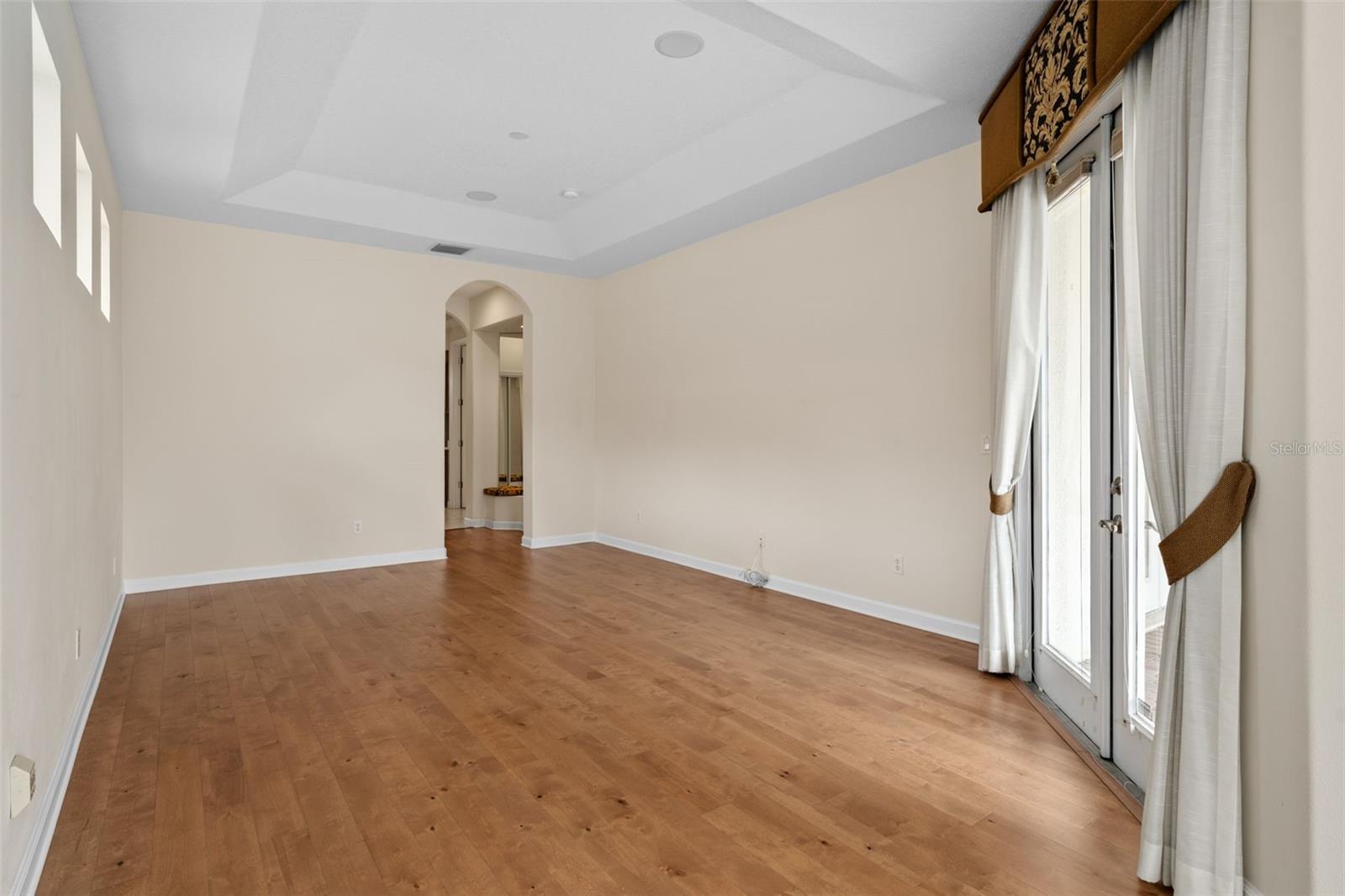 HIDDEN COVE - Residential