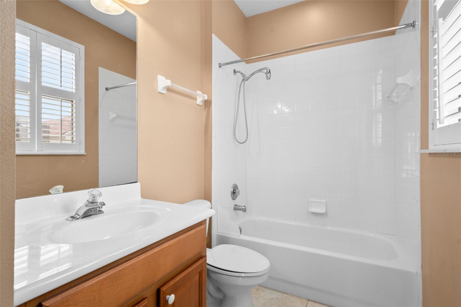 HIDDEN COVE - Residential