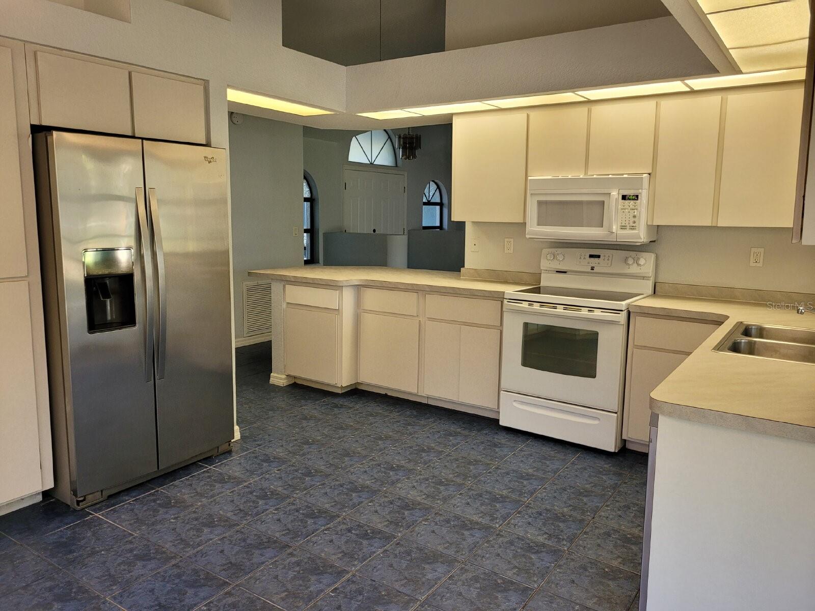 PORT CHARLOTTE SEC 037 - Residential Lease