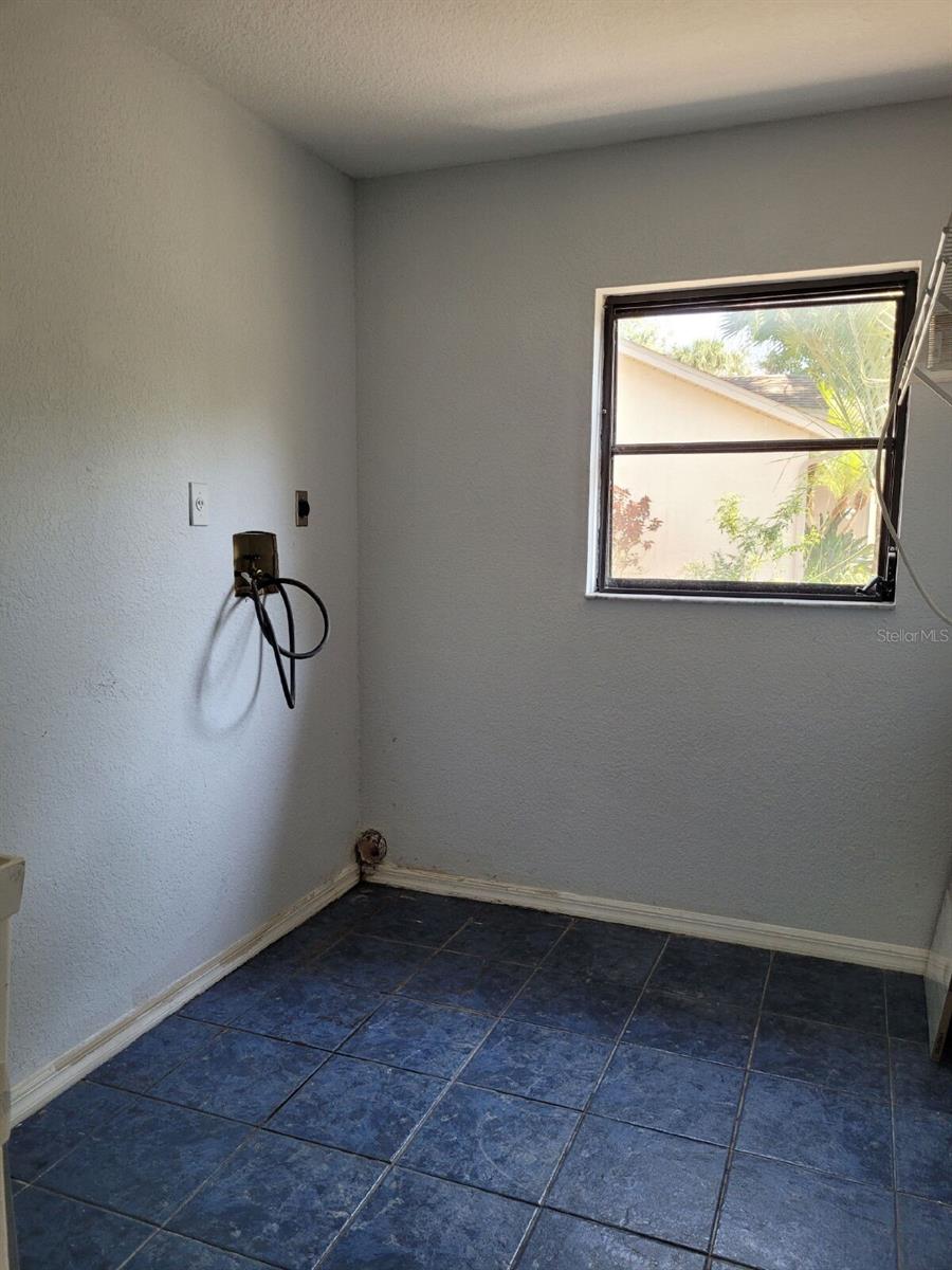 PORT CHARLOTTE SEC 037 - Residential Lease