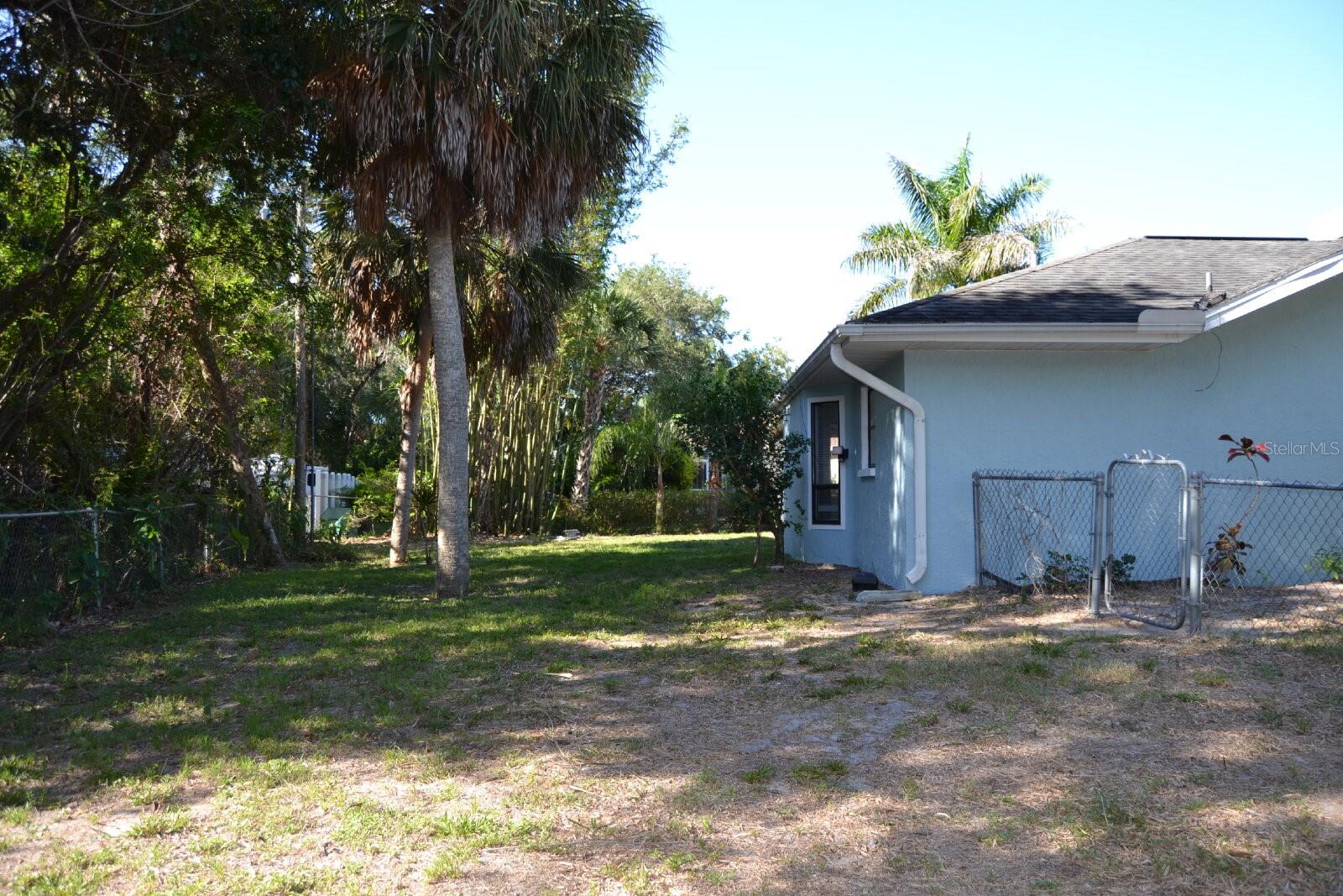 PORT CHARLOTTE SEC 037 - Residential Lease