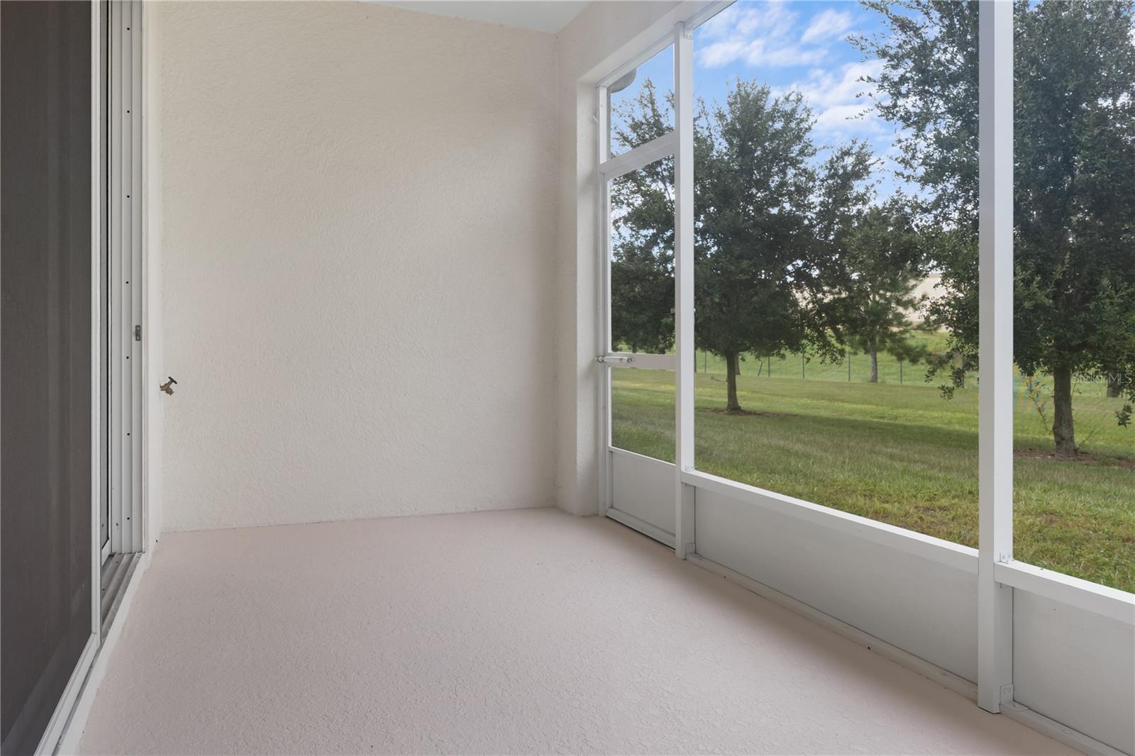 SOMMERSET CROSSING - Residential Lease