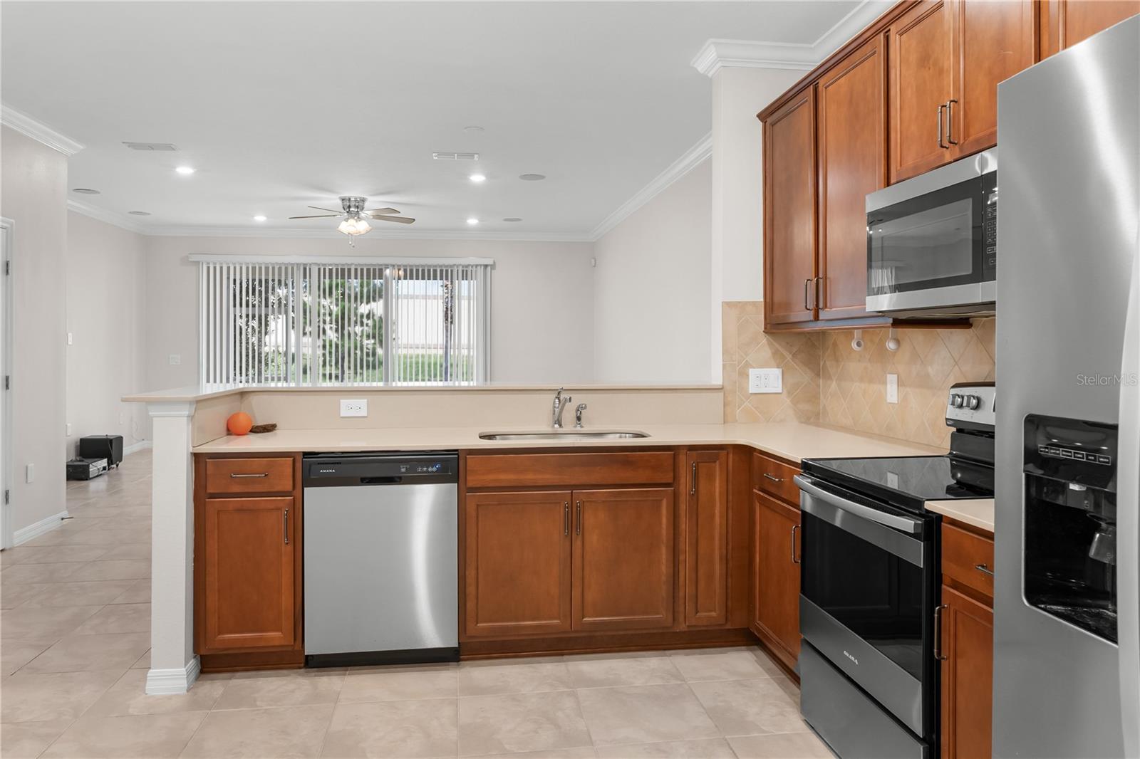 SOMMERSET CROSSING - Residential Lease