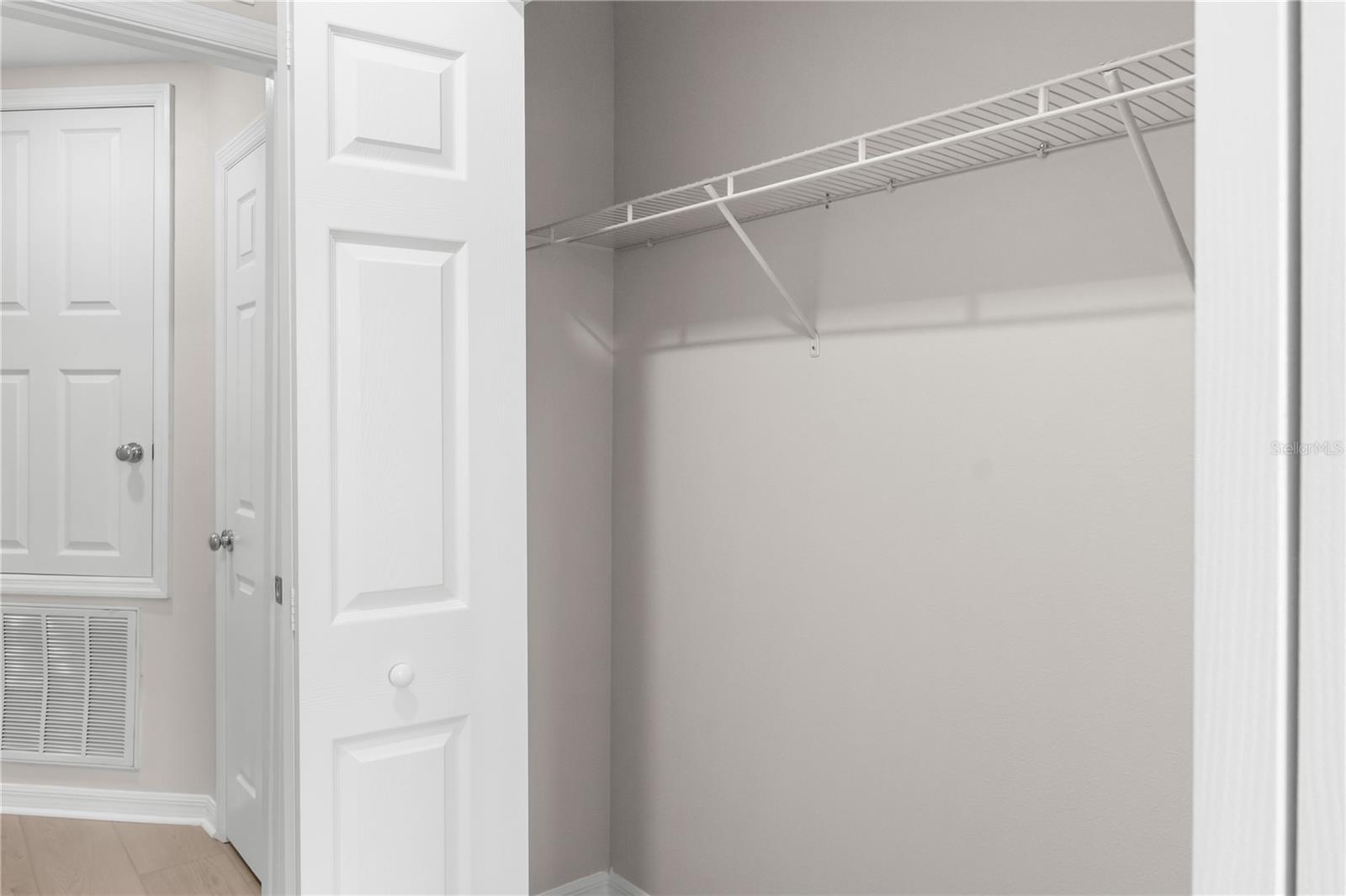 SOMMERSET CROSSING - Residential Lease