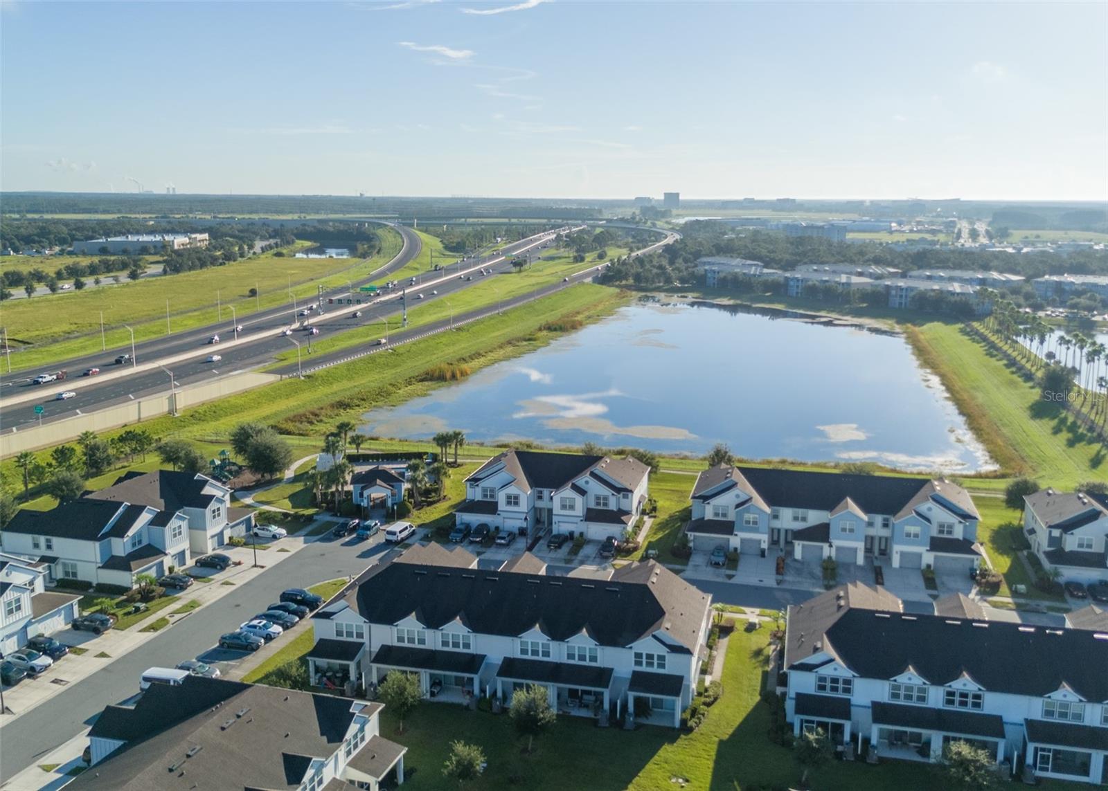 SOMMERSET CROSSING - Residential Lease