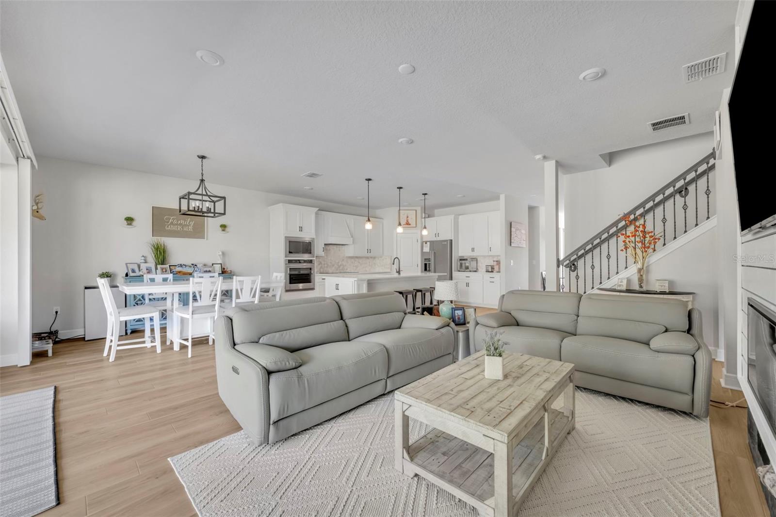 SERENOA LAKES PH 2 - Residential