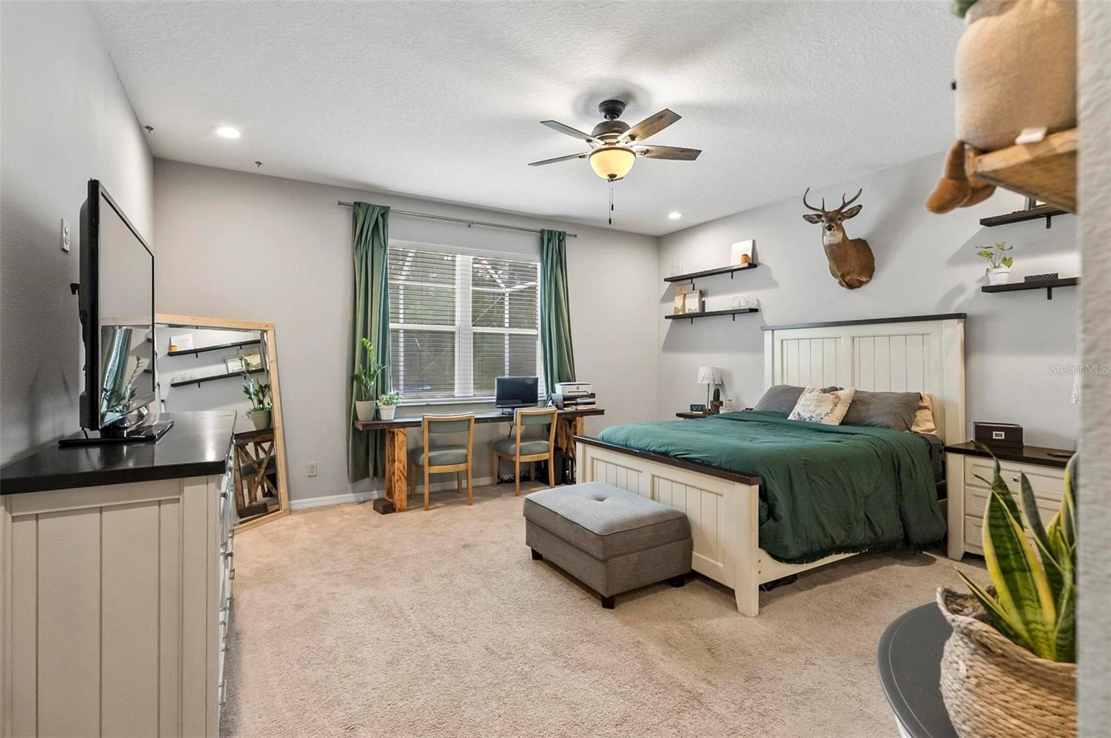 CAMPBELL RIDGE - Residential