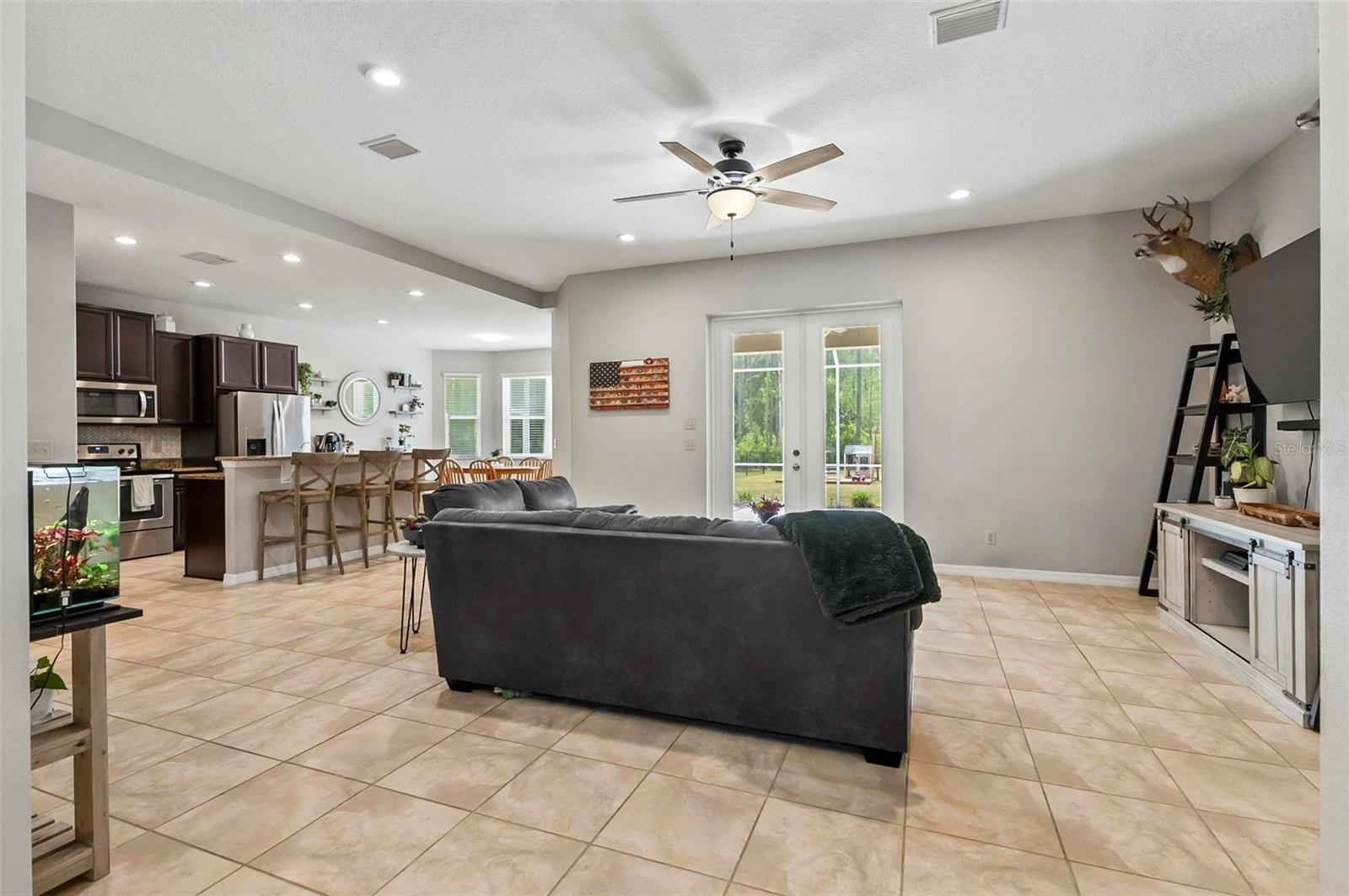 CAMPBELL RIDGE - Residential