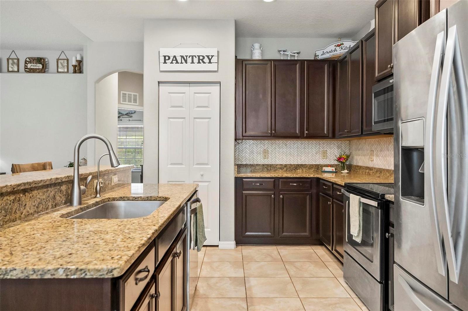 CAMPBELL RIDGE - Residential