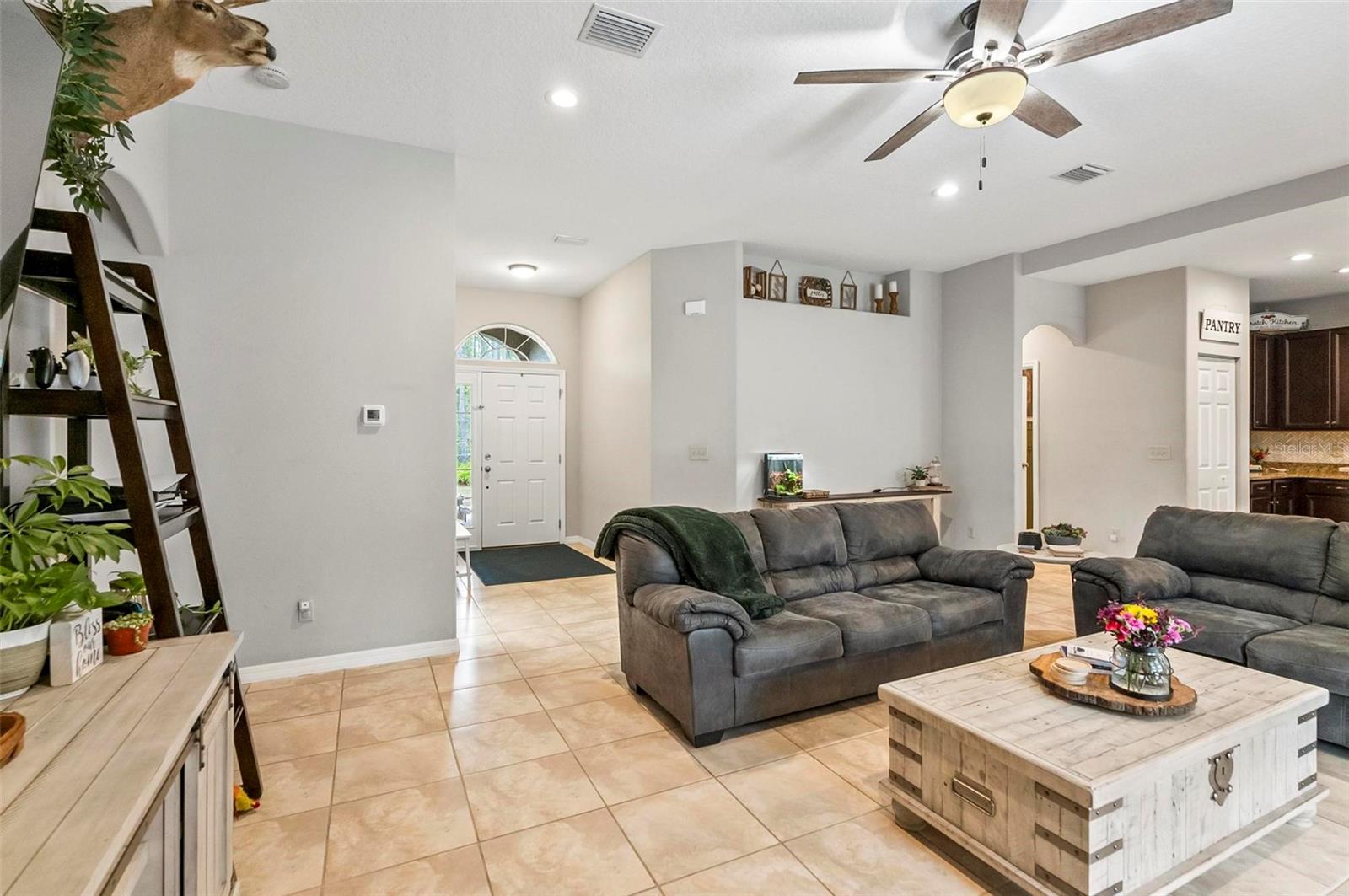 4343 W STATE HIGHWAY 100