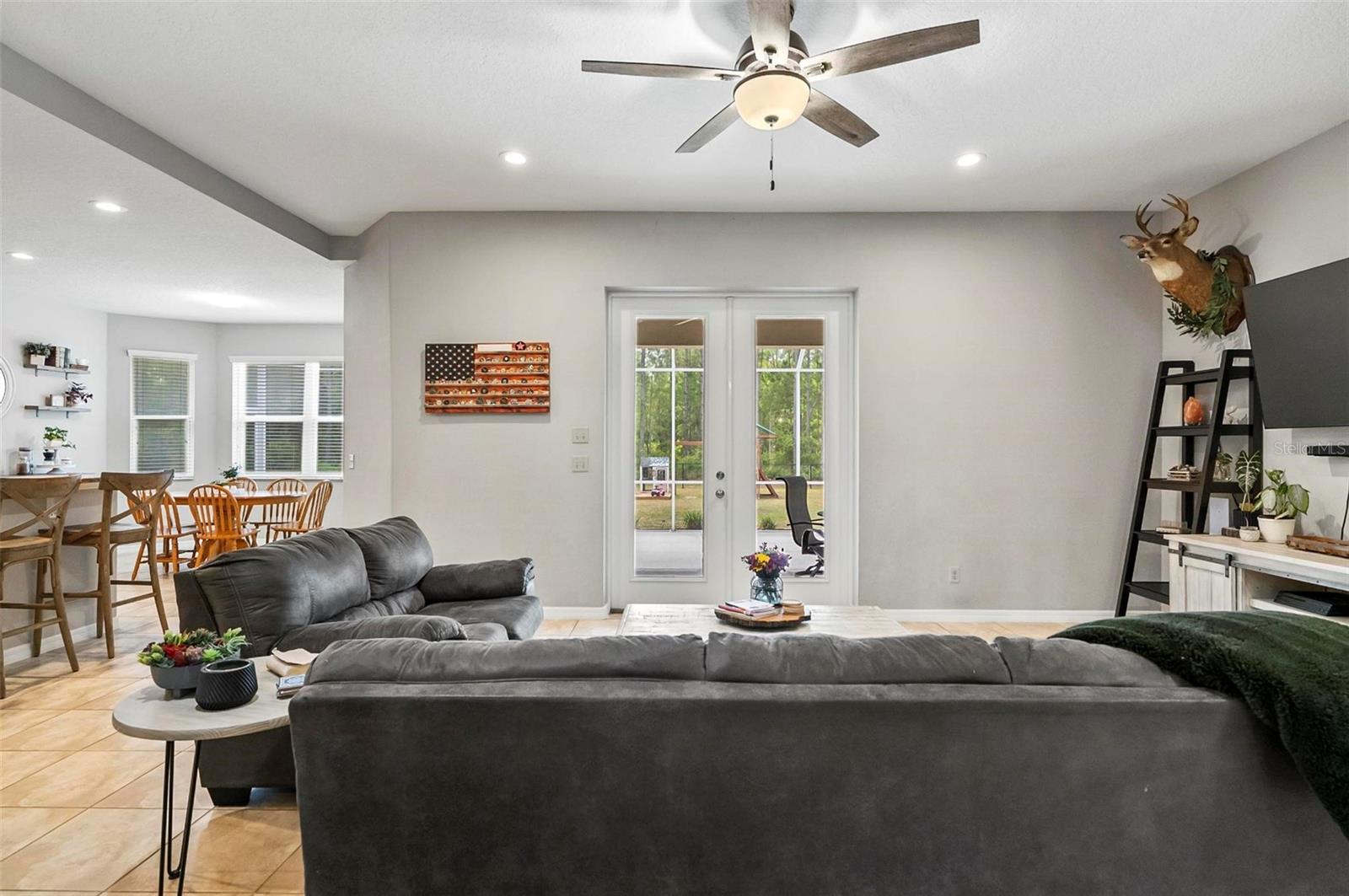 CAMPBELL RIDGE - Residential