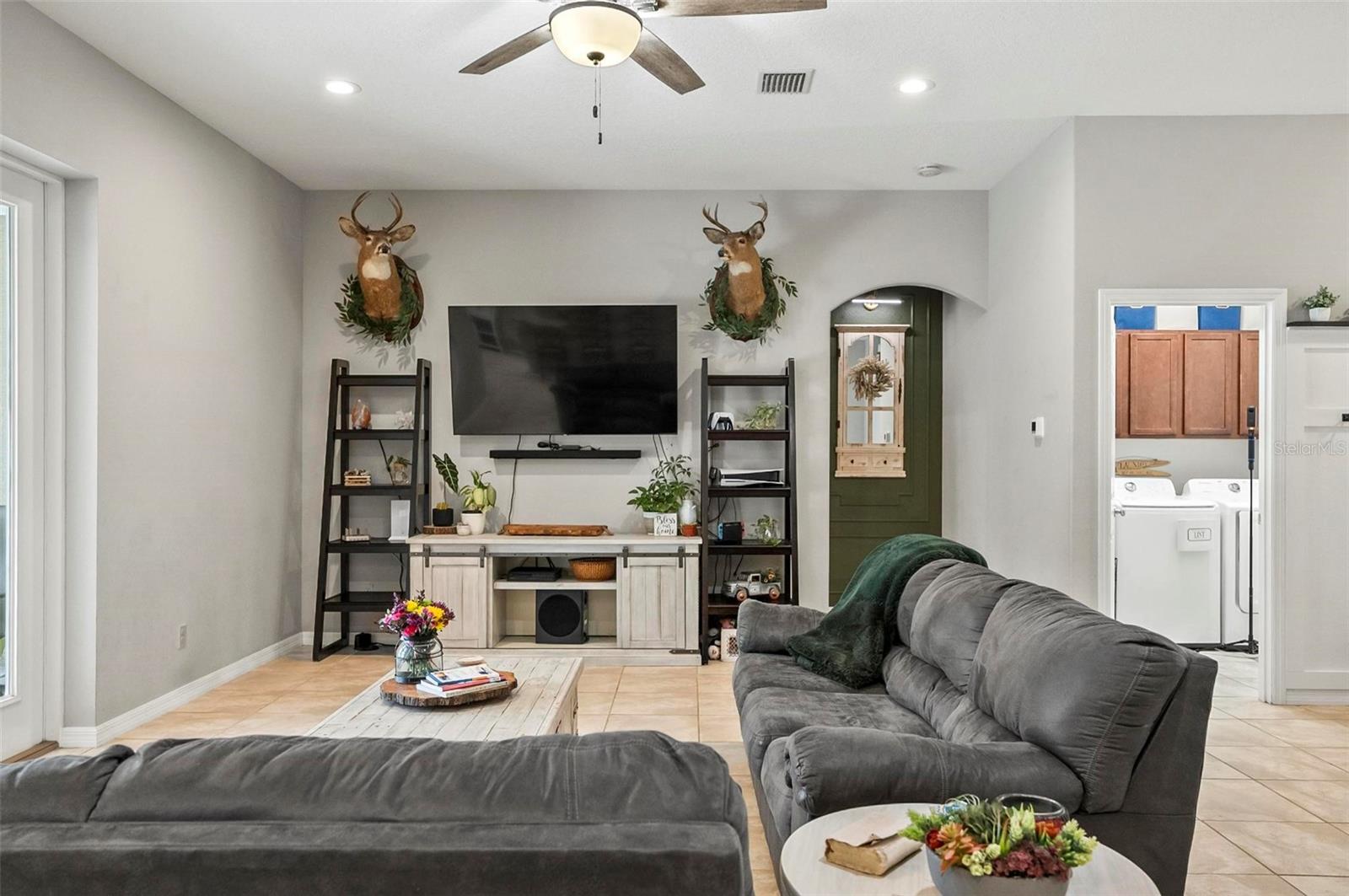 CAMPBELL RIDGE - Residential