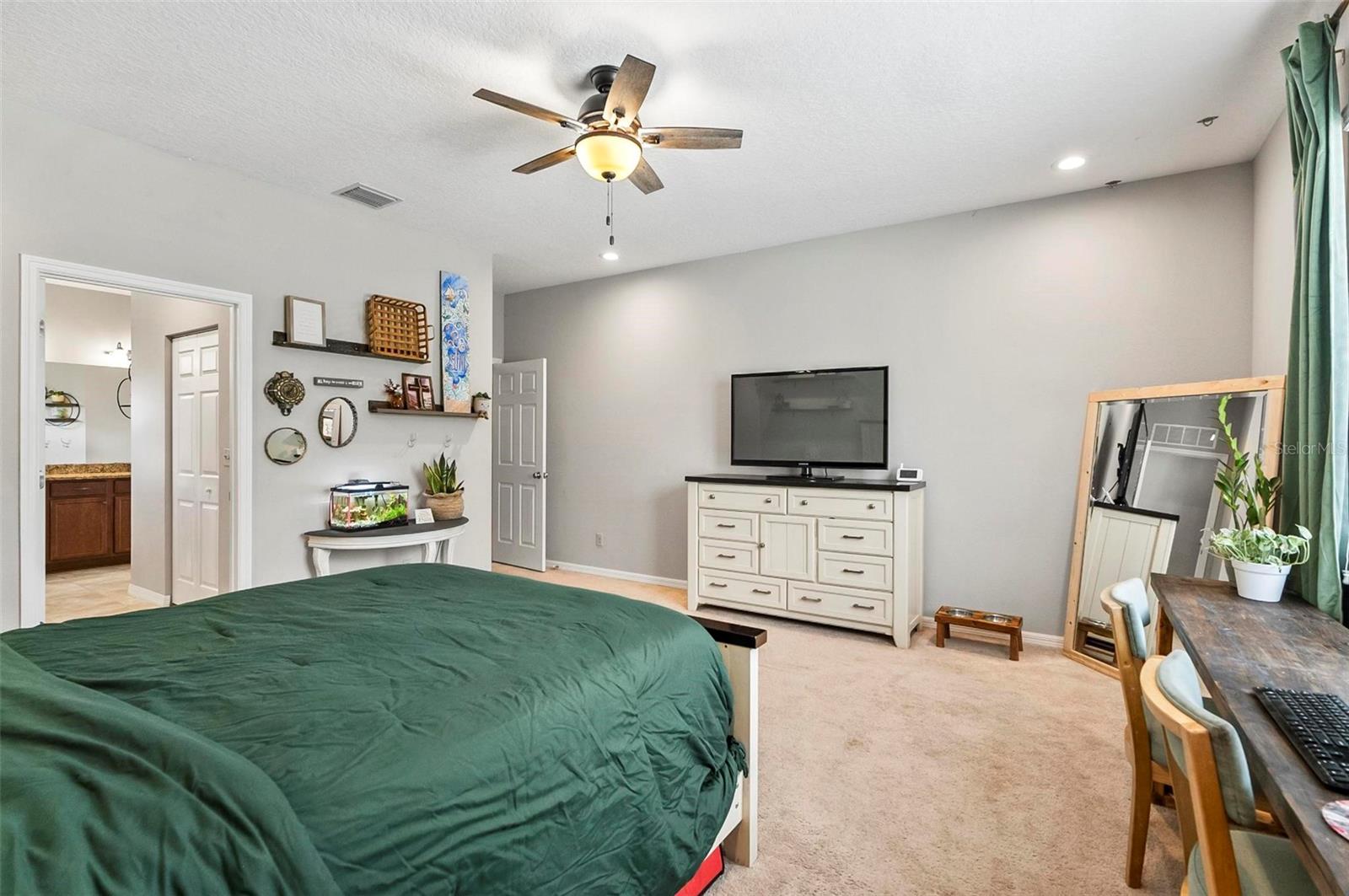 CAMPBELL RIDGE - Residential