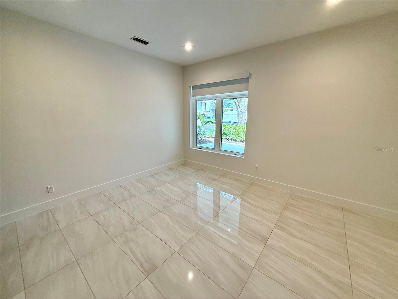 HARBOR ACRES - Residential Lease