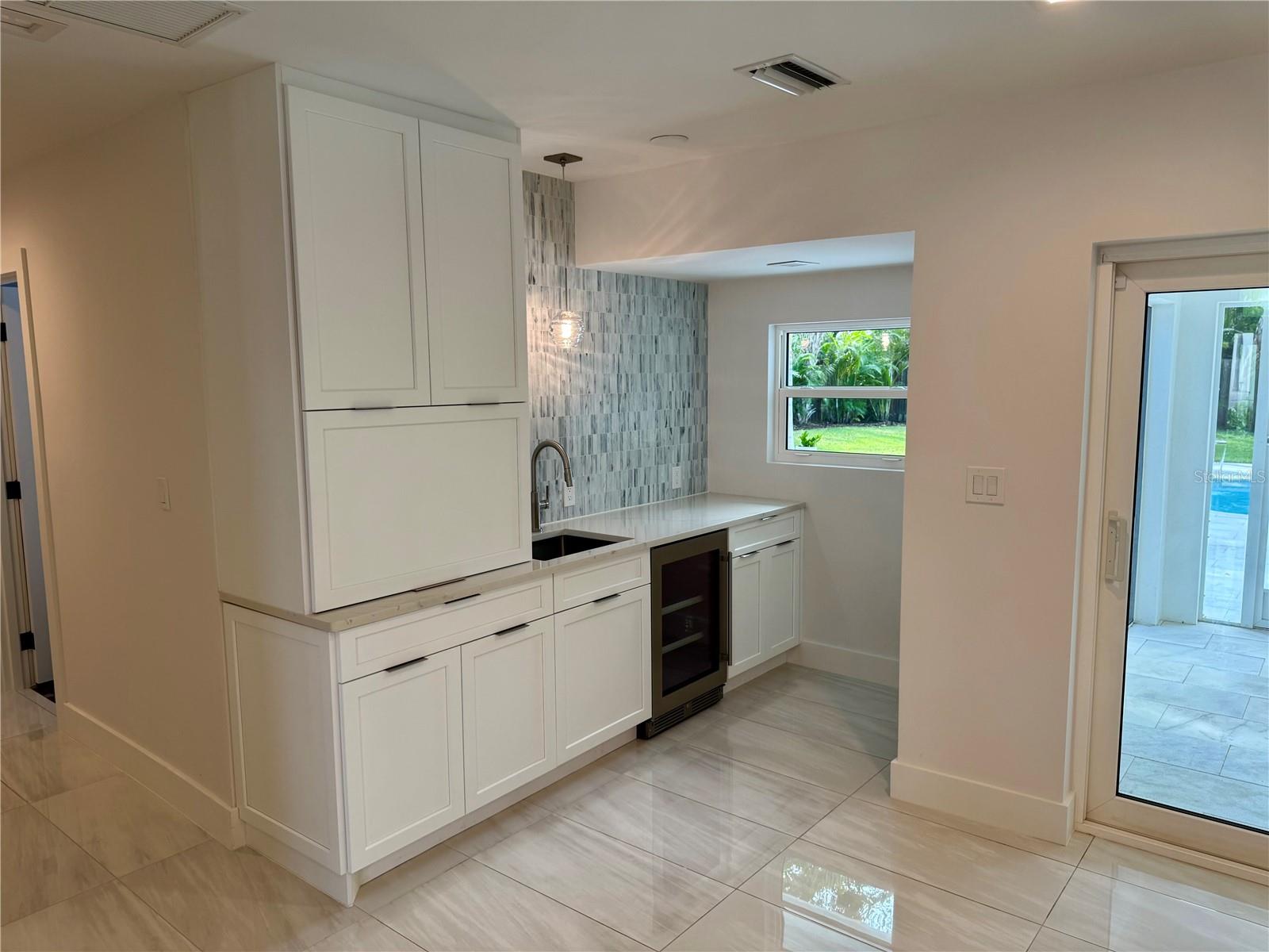 HARBOR ACRES - Residential Lease