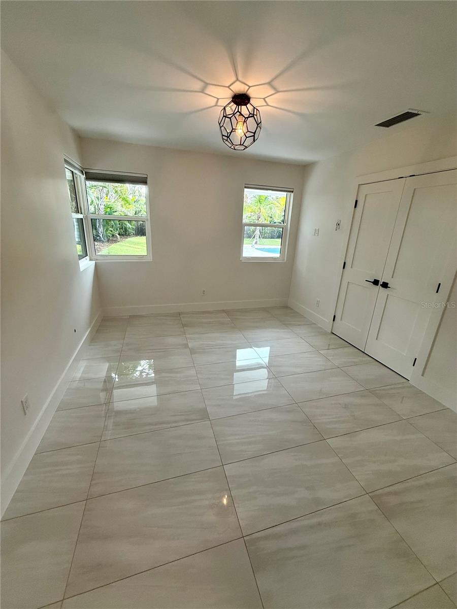 HARBOR ACRES - Residential Lease