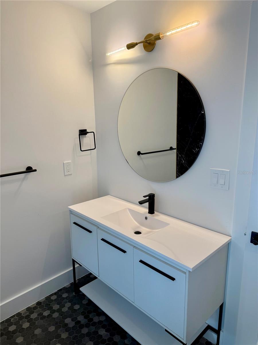 HARBOR ACRES - Residential Lease