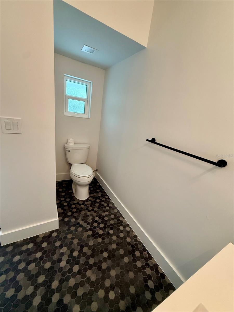 HARBOR ACRES - Residential Lease