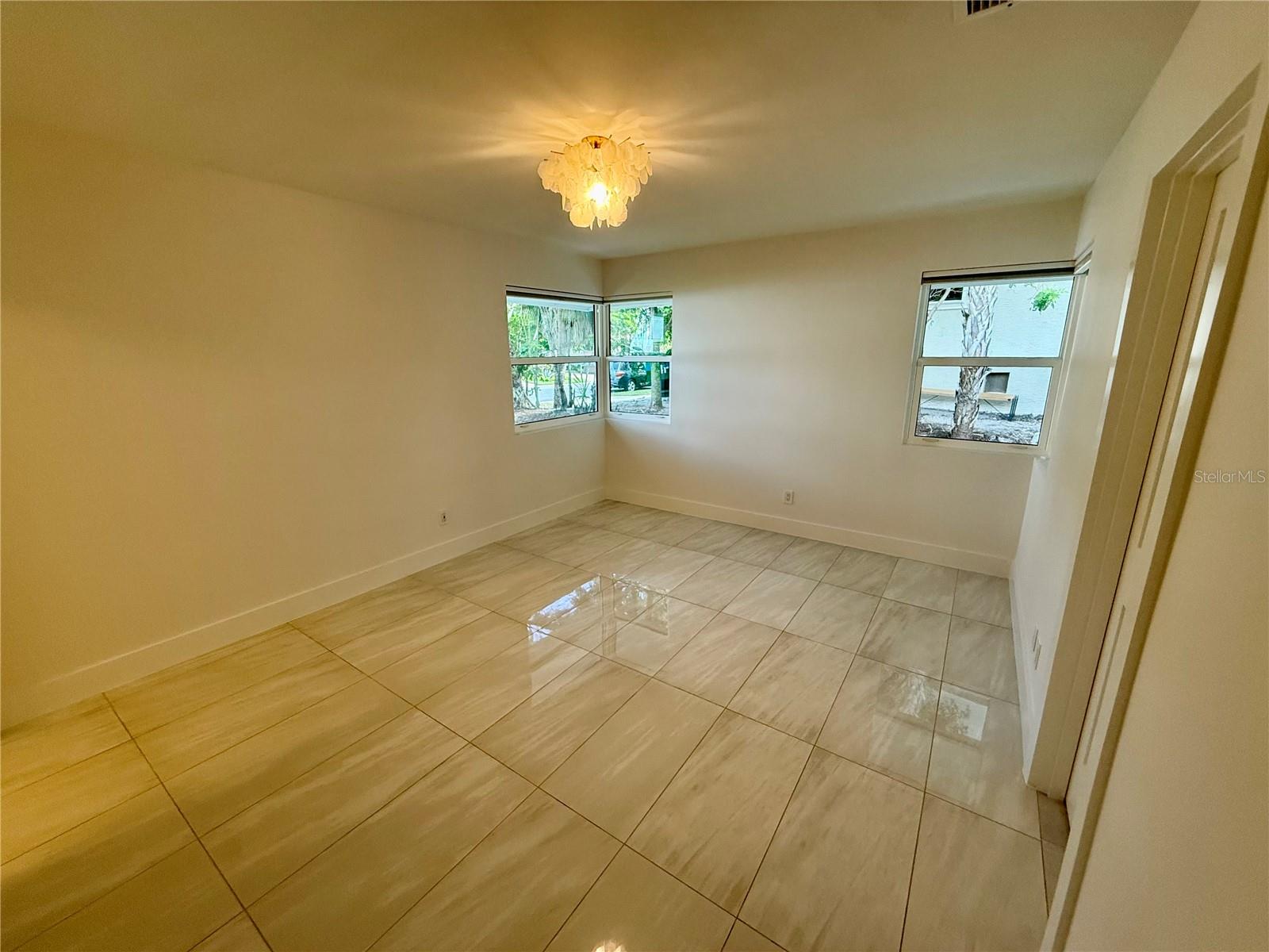 HARBOR ACRES - Residential Lease