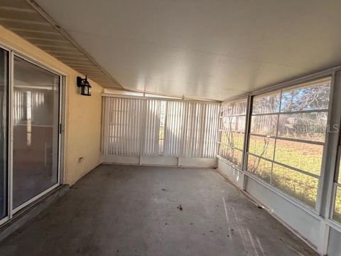 Tiny photo for 6215 SE 125th Place, Belleview, FL 34420 (MLS # OM720014)