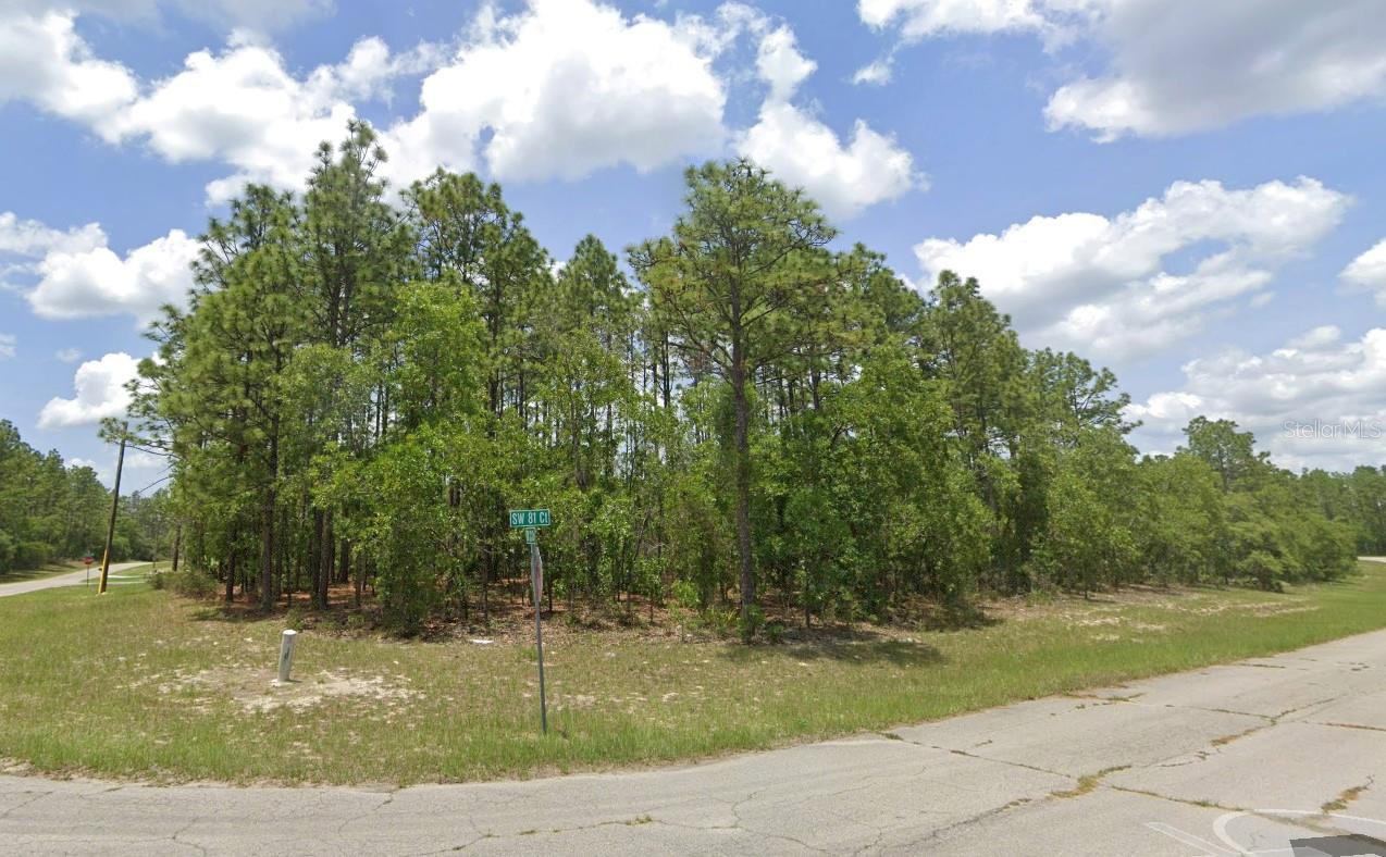 Great lot near to brand new properties. Corner lot.