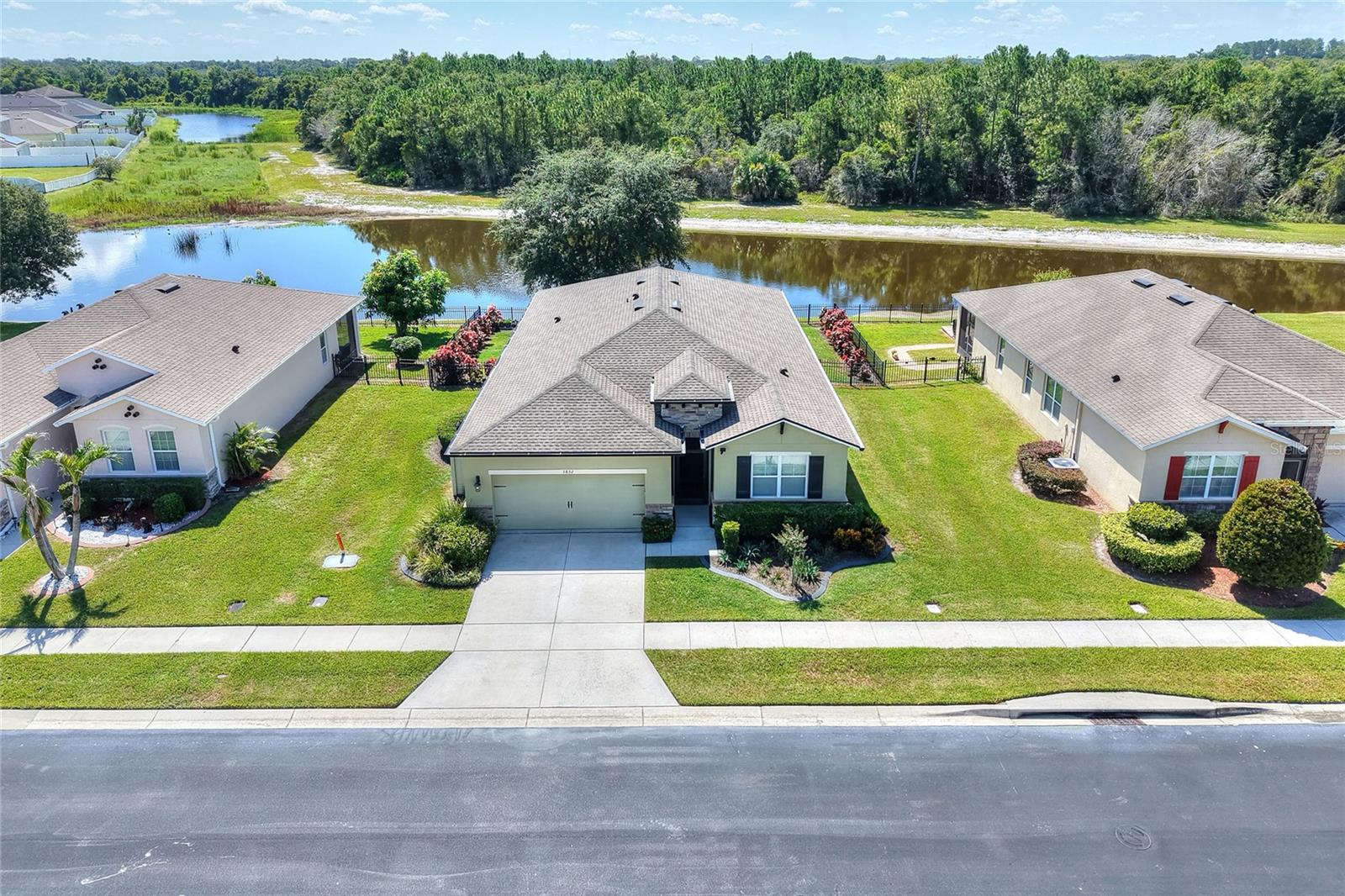 5852 MARSH LANDING DRIVE