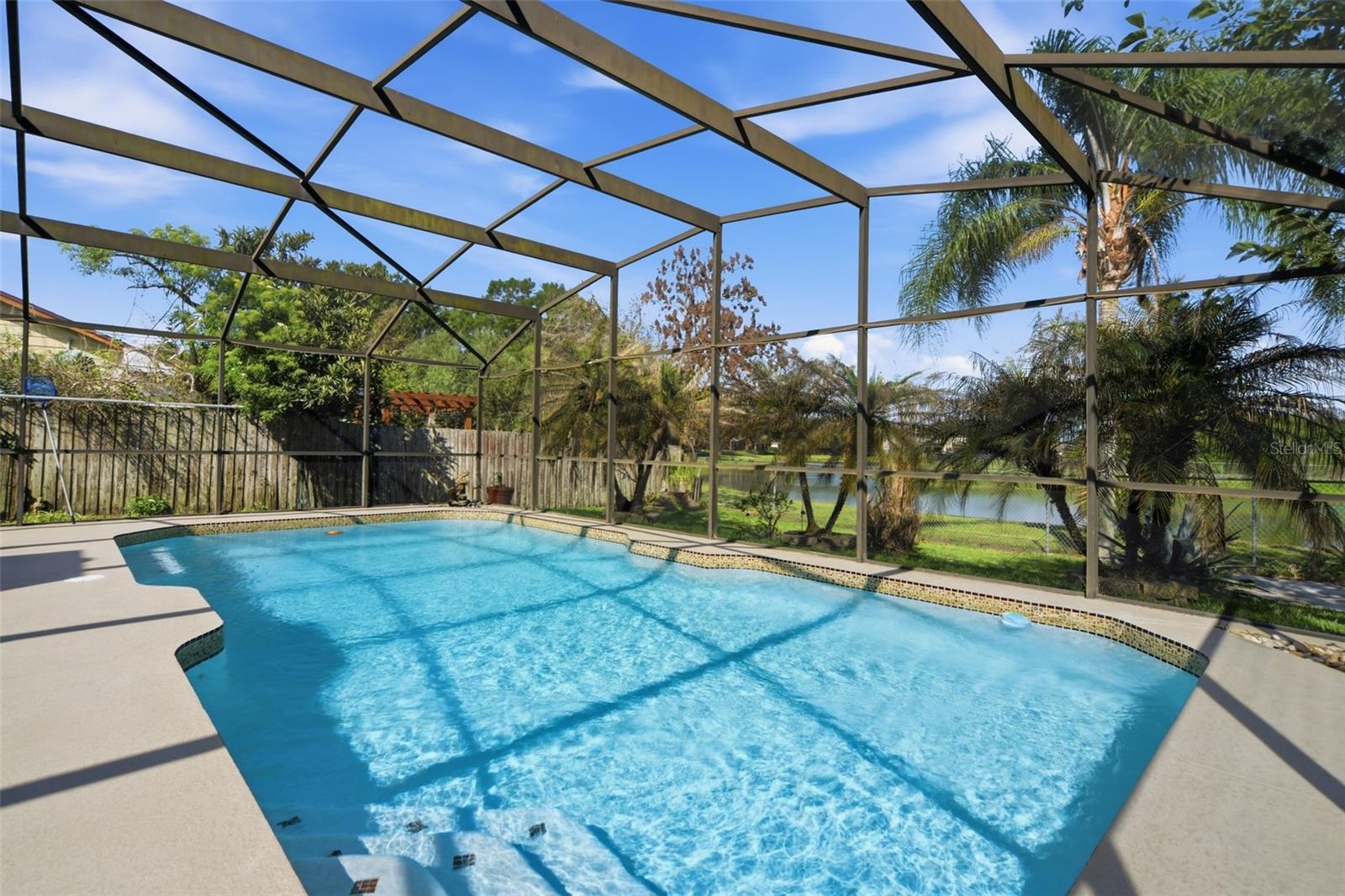 7632 LAKESIDE WOODS DRIVE