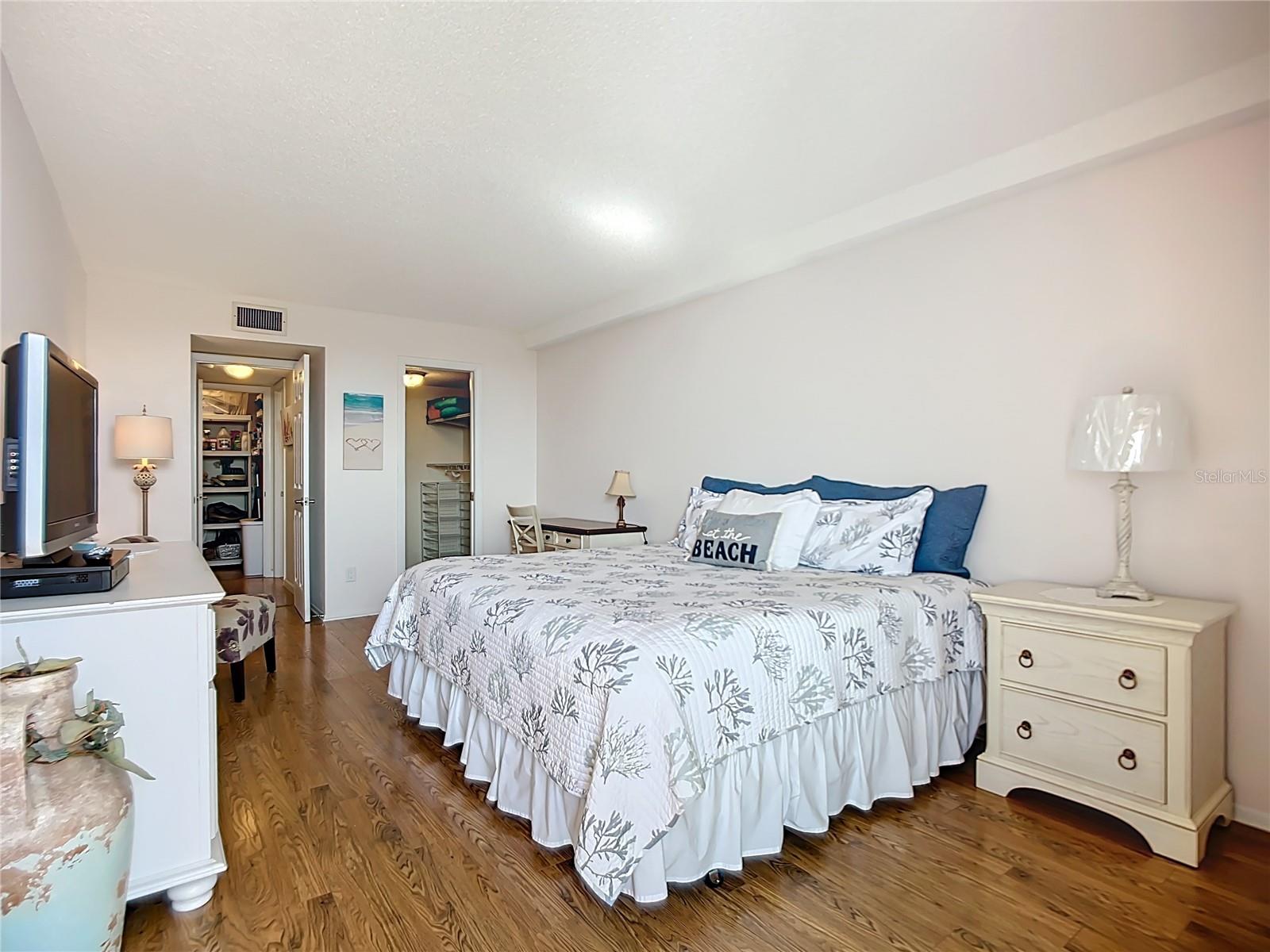 ANCHORAGE - Residential