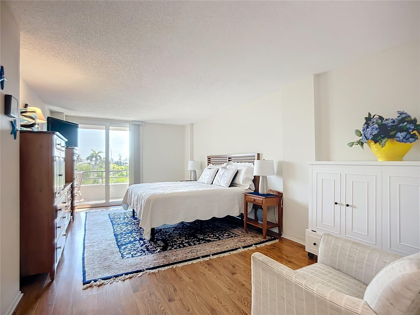 ANCHORAGE - Residential