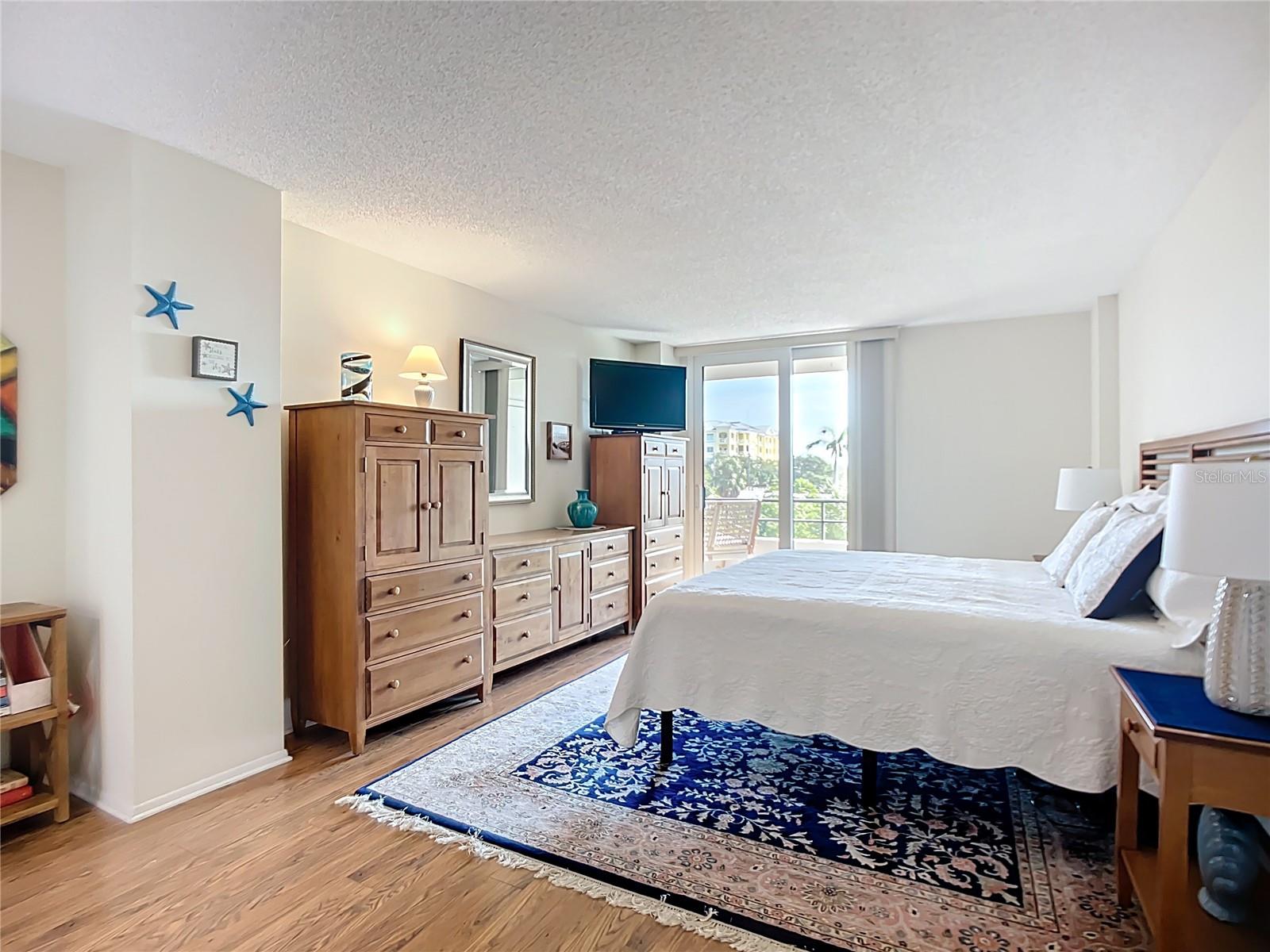 ANCHORAGE - Residential