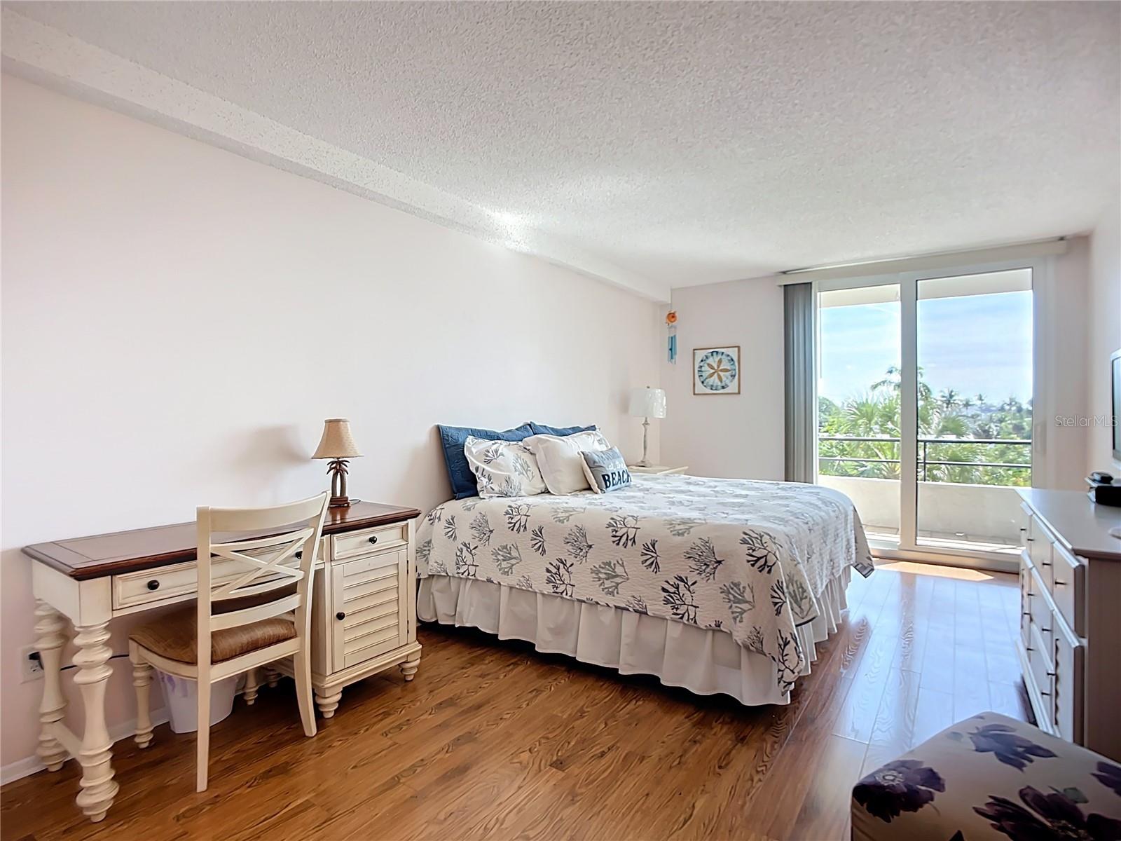 ANCHORAGE - Residential