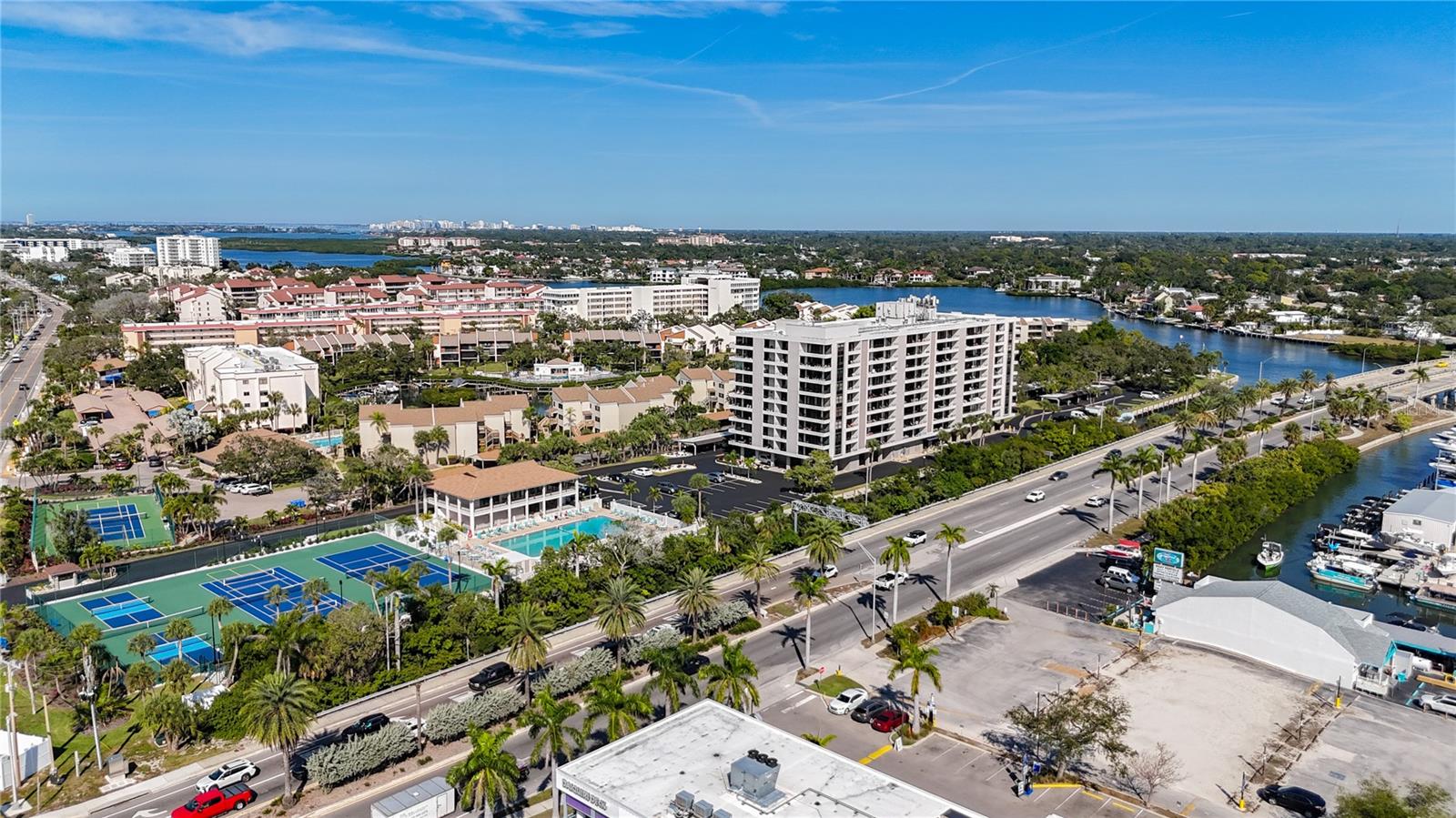 6415 MIDNIGHT PASS ROAD 306